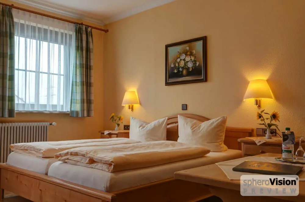 Bed in Hotel Gasthof Rössle