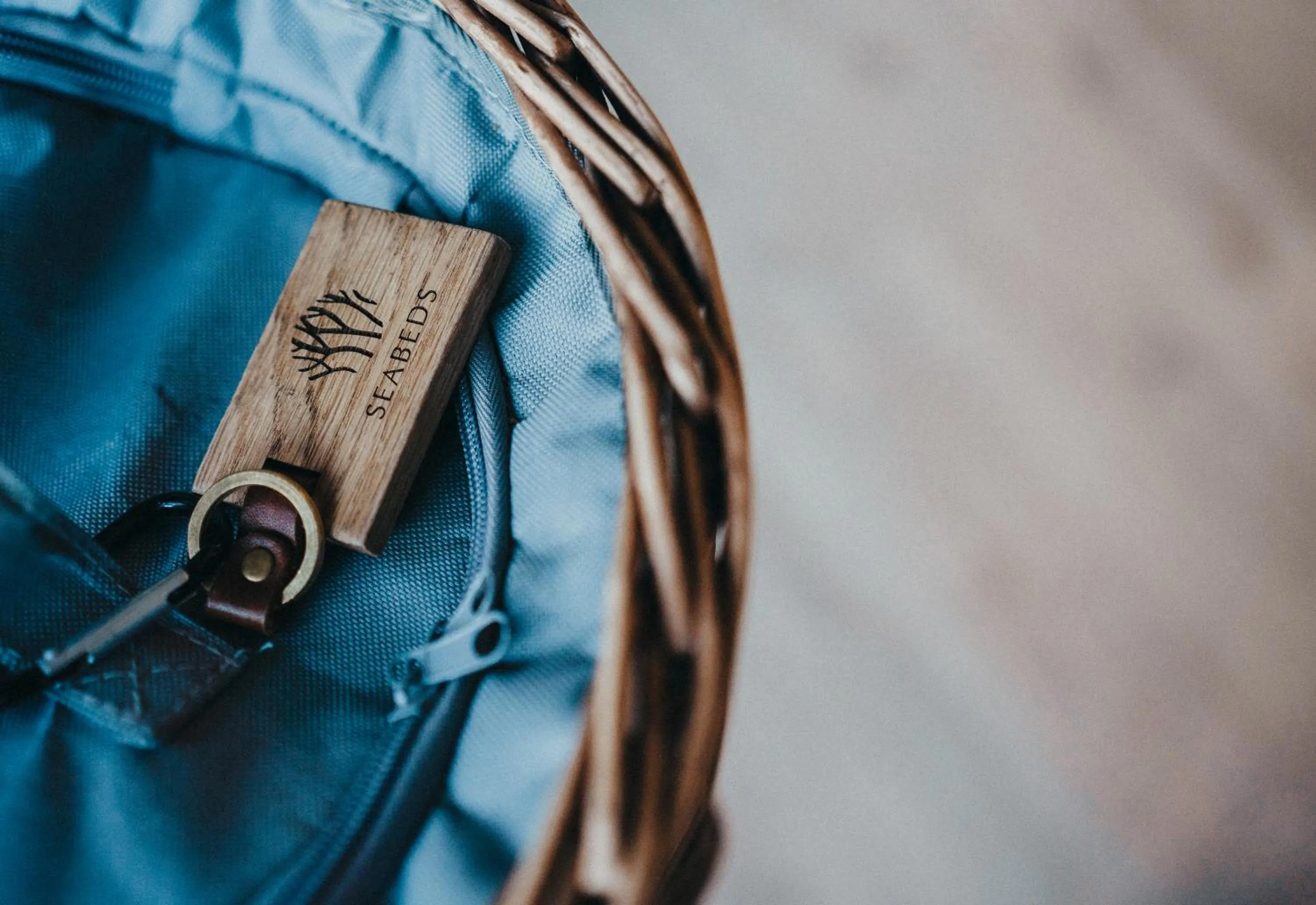 Breakfast in SeaBeds - Luxury Lookouts with Hot Tubs