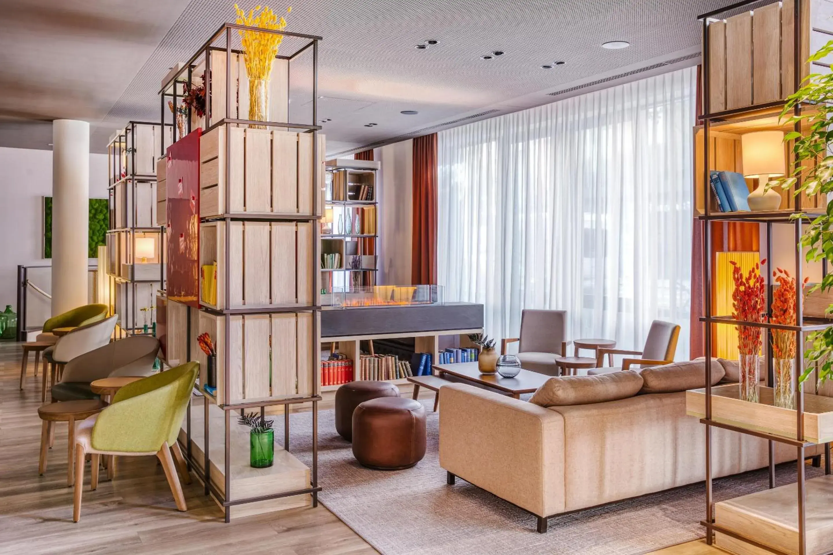 Lobby or reception in IntercityHotel Nürnberg Lobby or reception in IntercityHotel Nürnberg