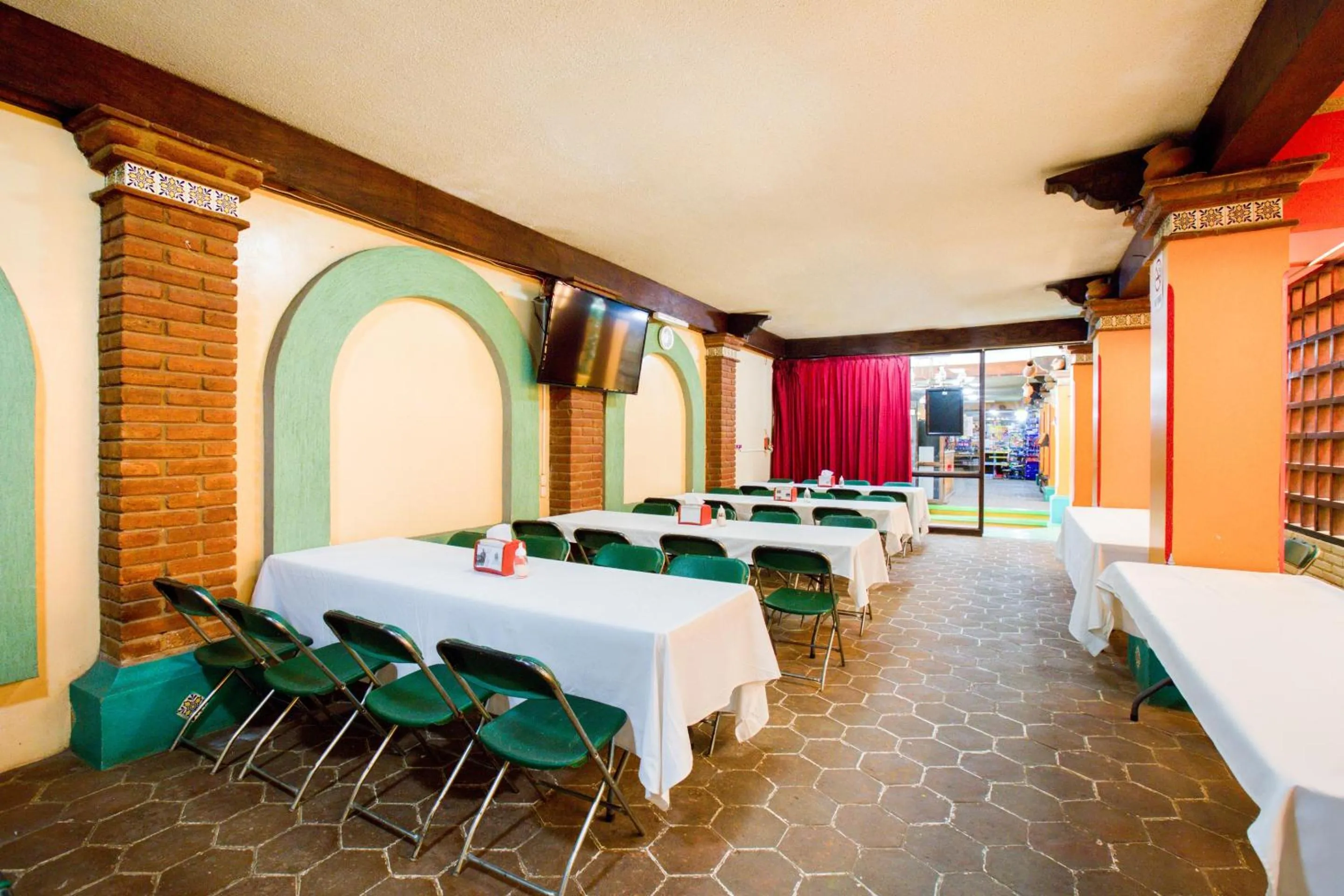 Restaurant/places to eat in OYO Hotel Maria Teresa Inn Oaxaca