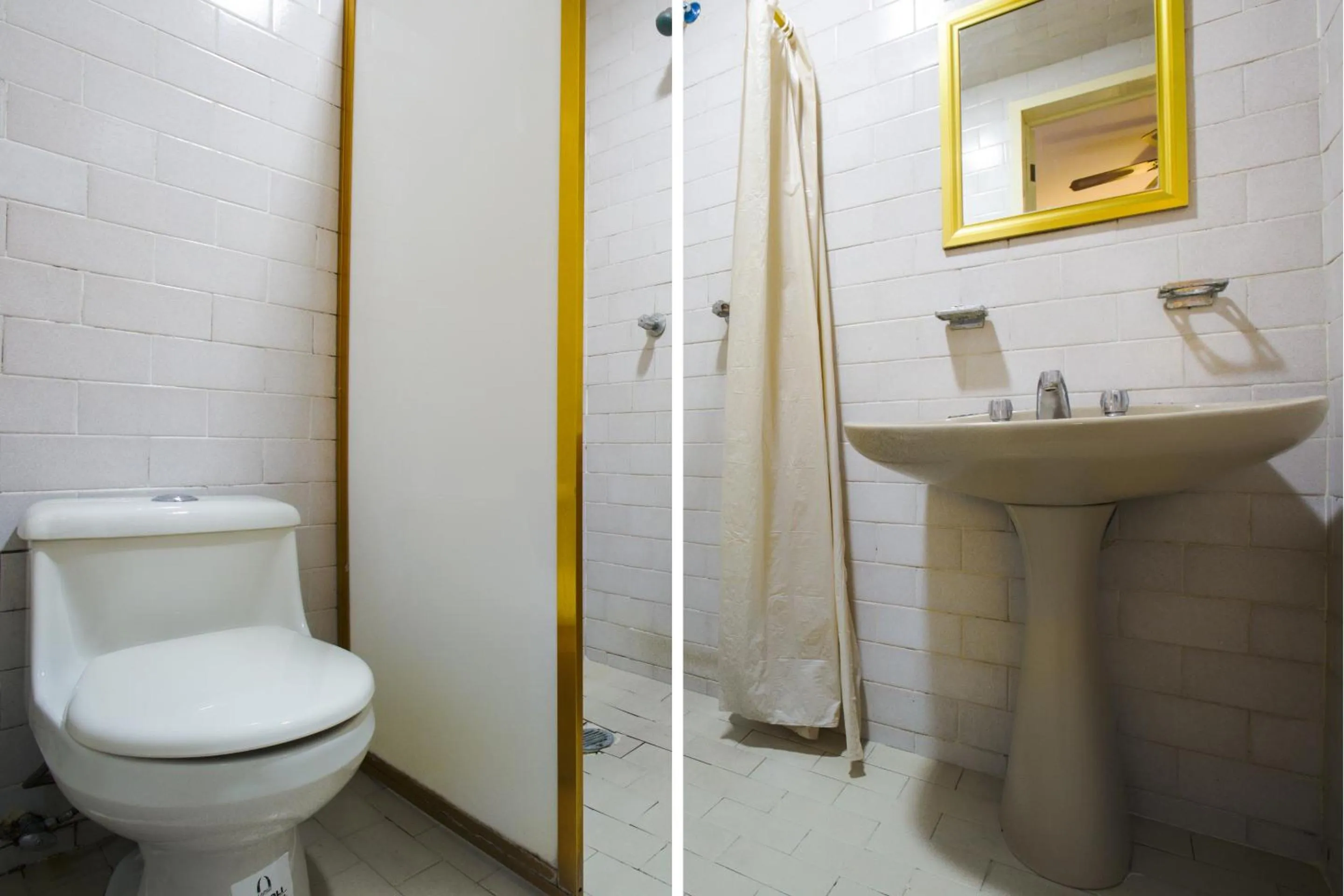 Bathroom in OYO Hotel Maria Teresa Inn Oaxaca