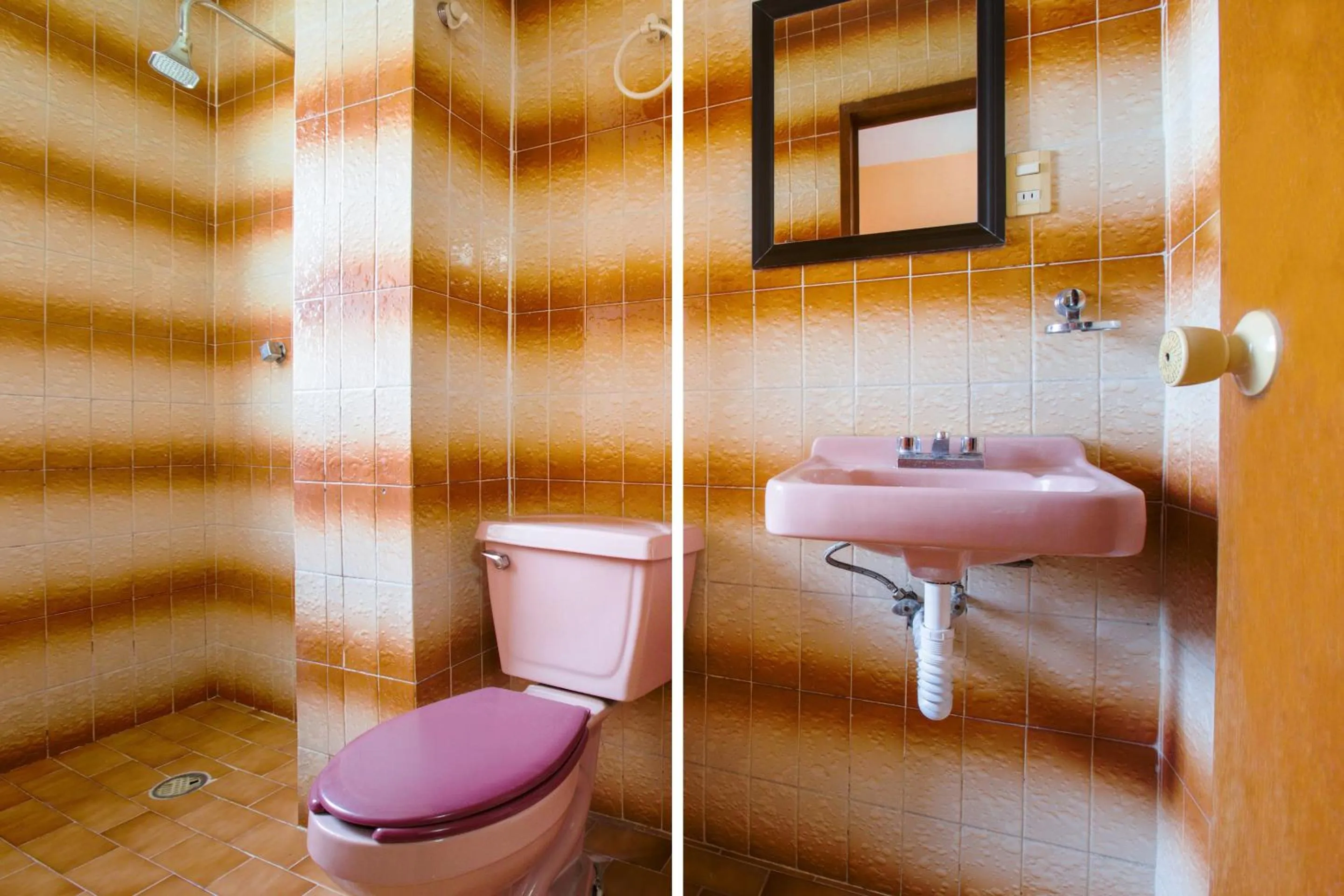 Bathroom in OYO Hotel Maria Teresa Inn Oaxaca