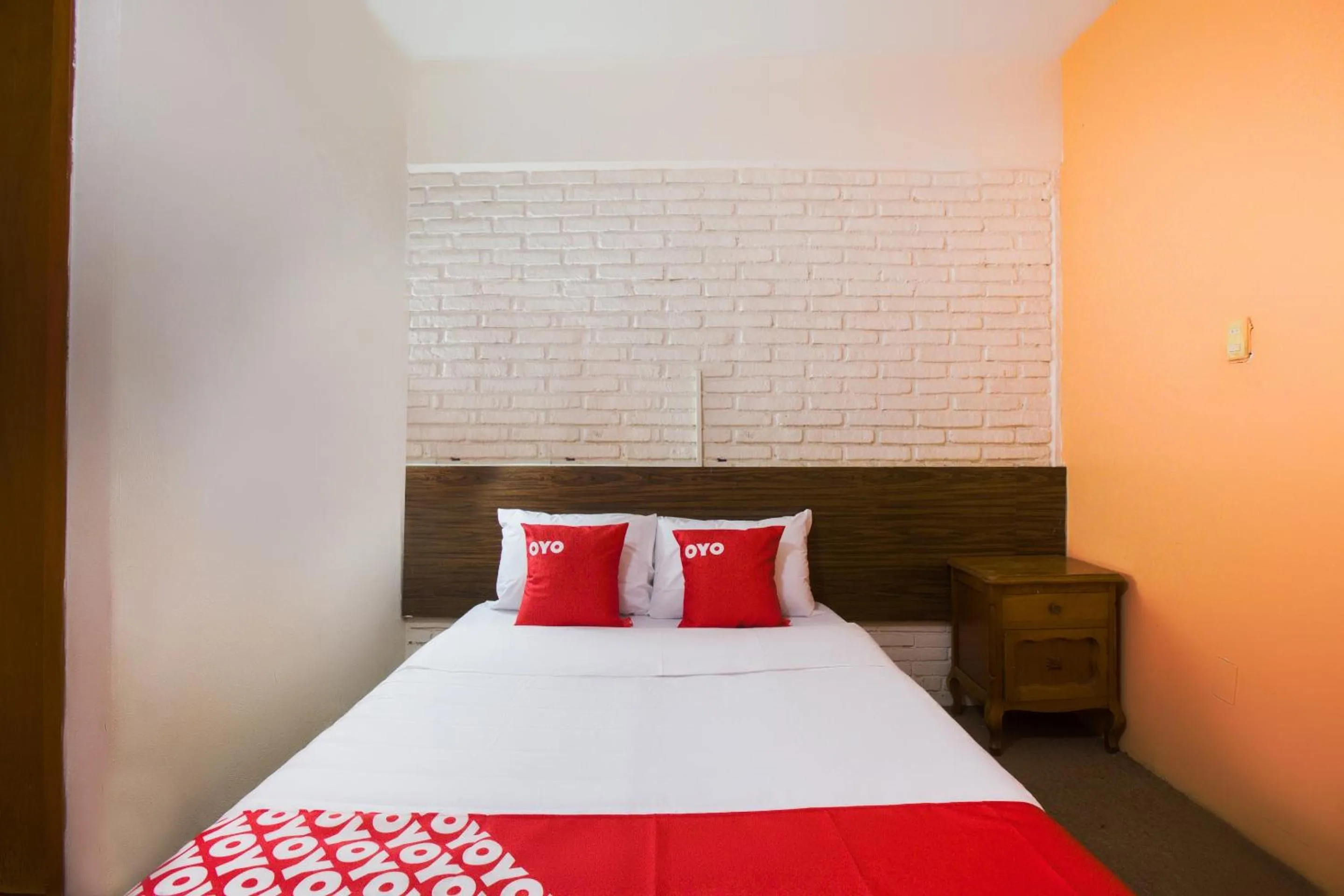 Bedroom in OYO Hotel Maria Teresa Inn Oaxaca