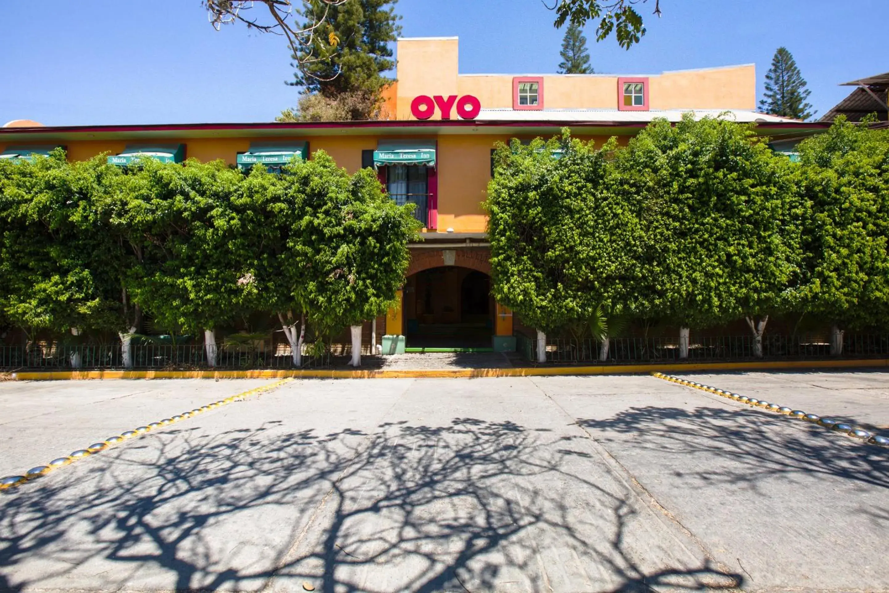 Facade/entrance in OYO Hotel Maria Teresa Inn Oaxaca Facade/entrance in OYO Hotel Maria Teresa Inn Oaxaca