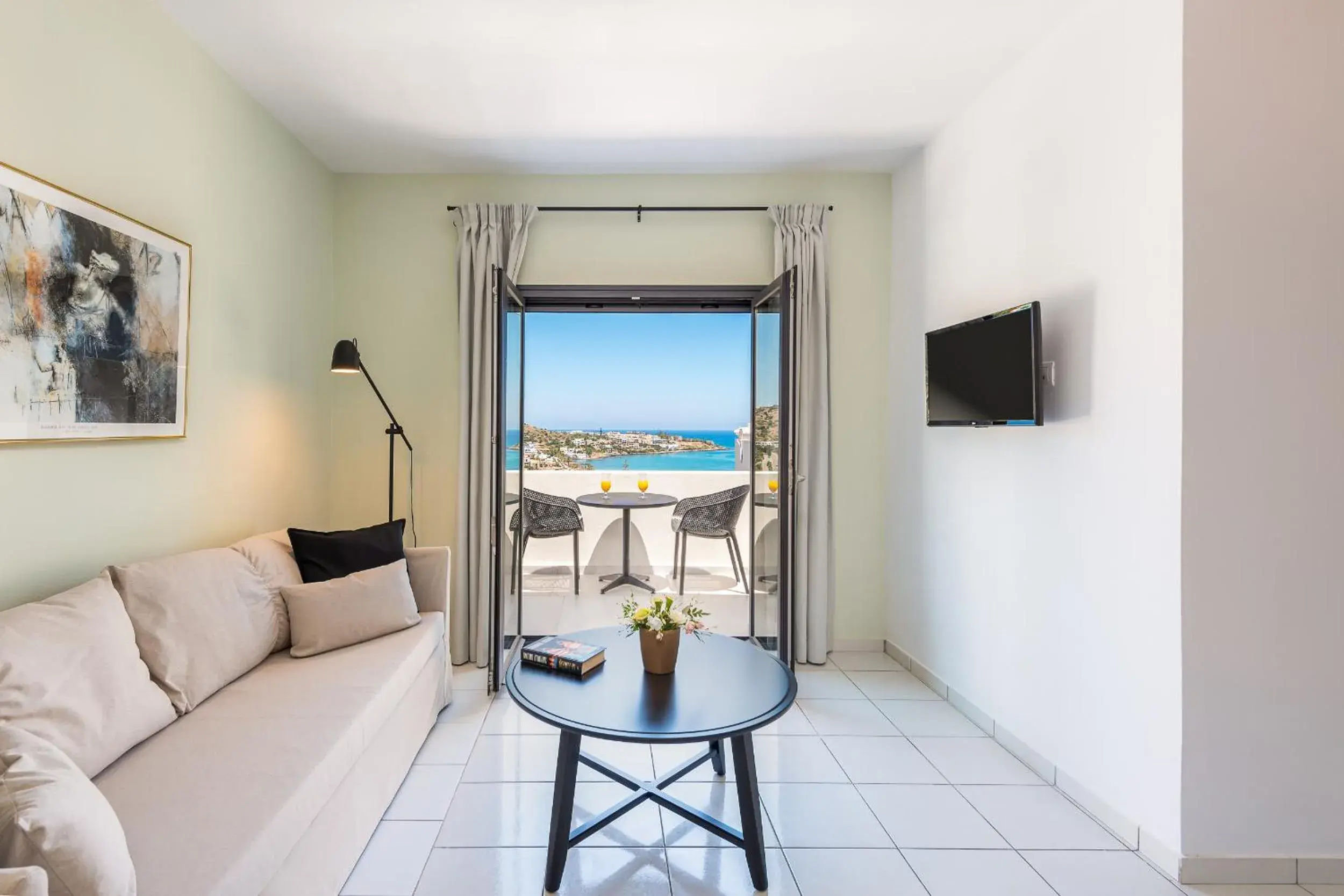 Living room in Minois Boutique Hotel Living room in Minois Boutique Hotel