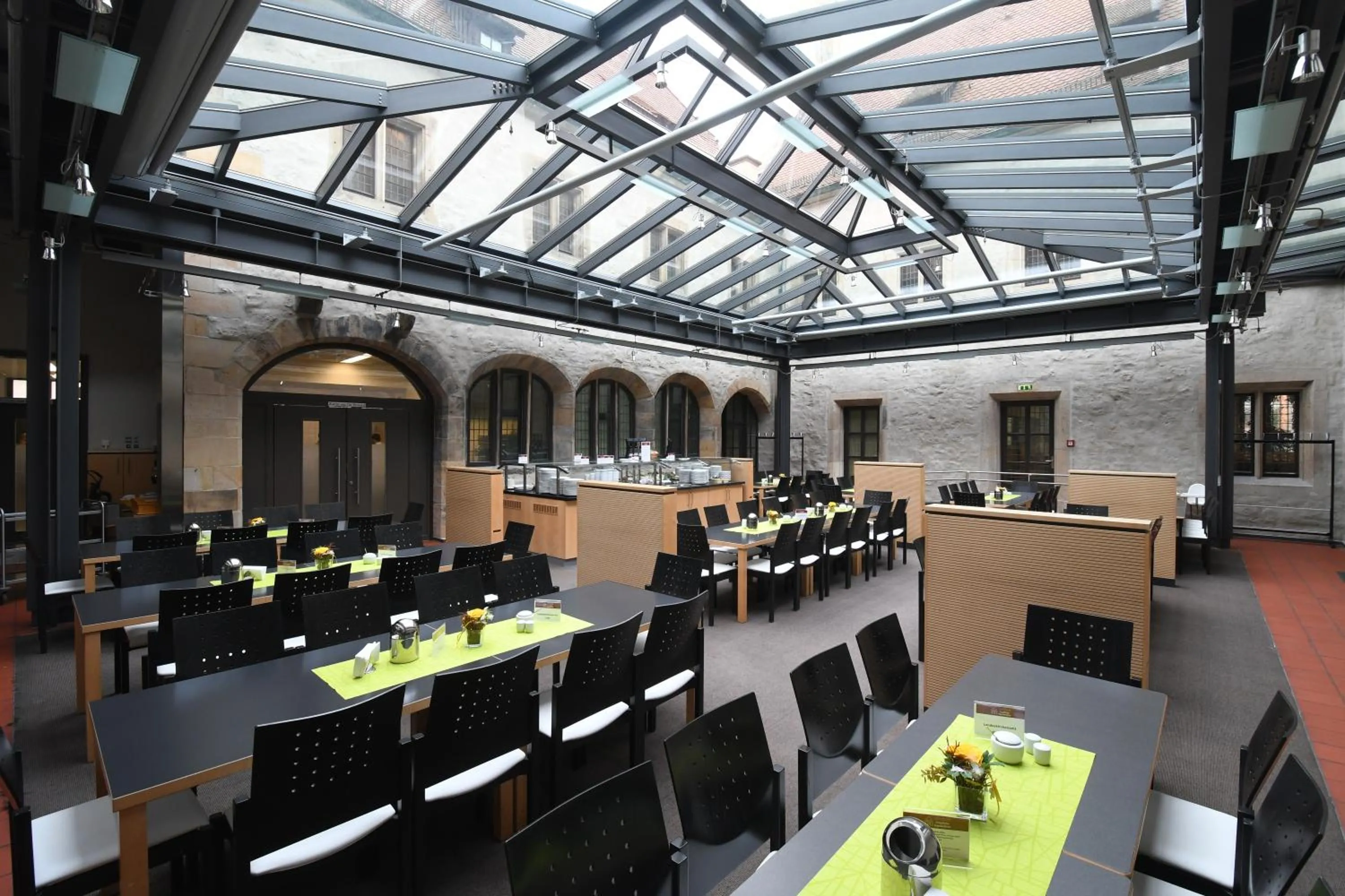 Restaurant/places to eat in Gästehaus Nikolai