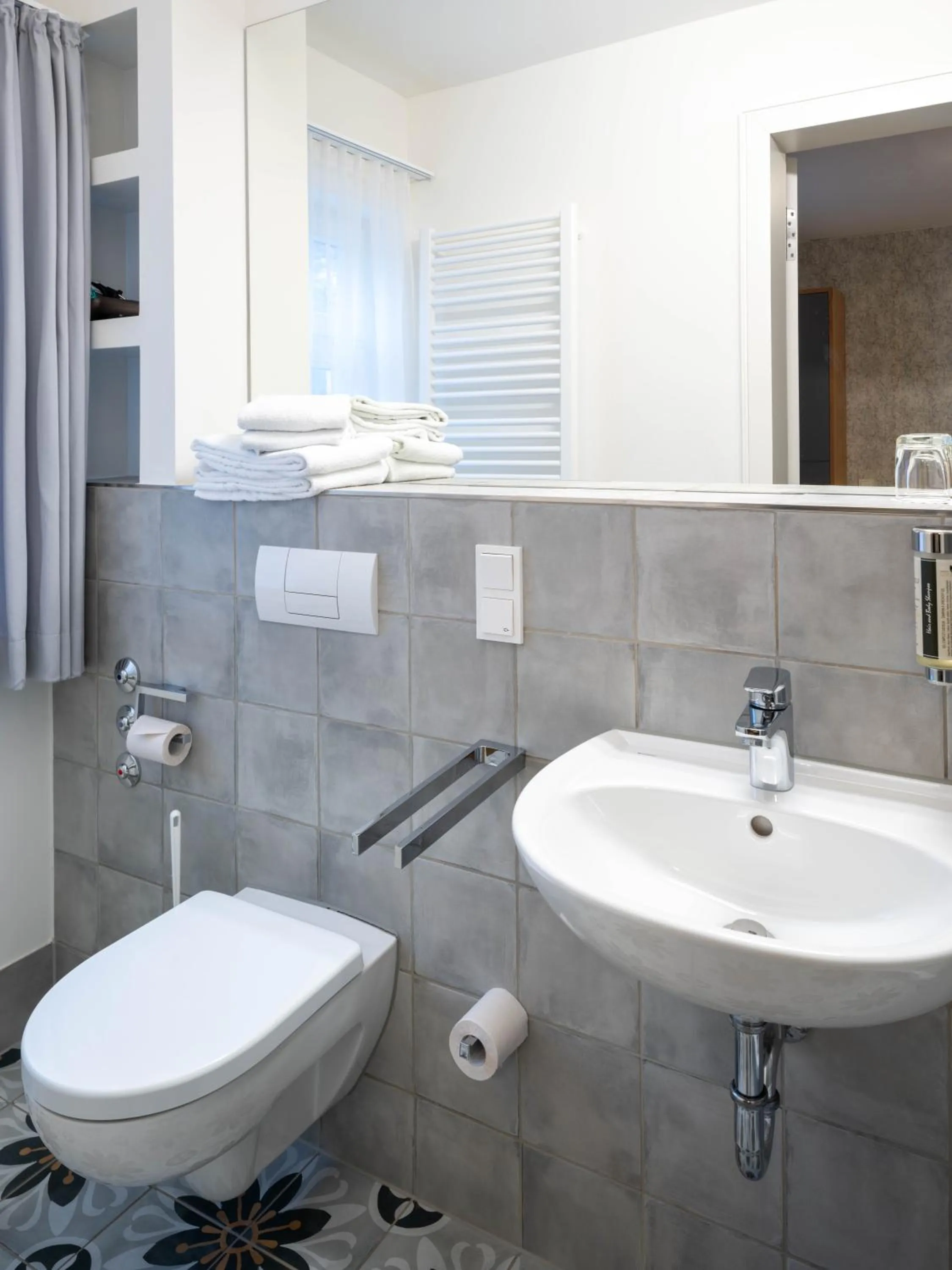 Bathroom in Gästehaus Nikolai