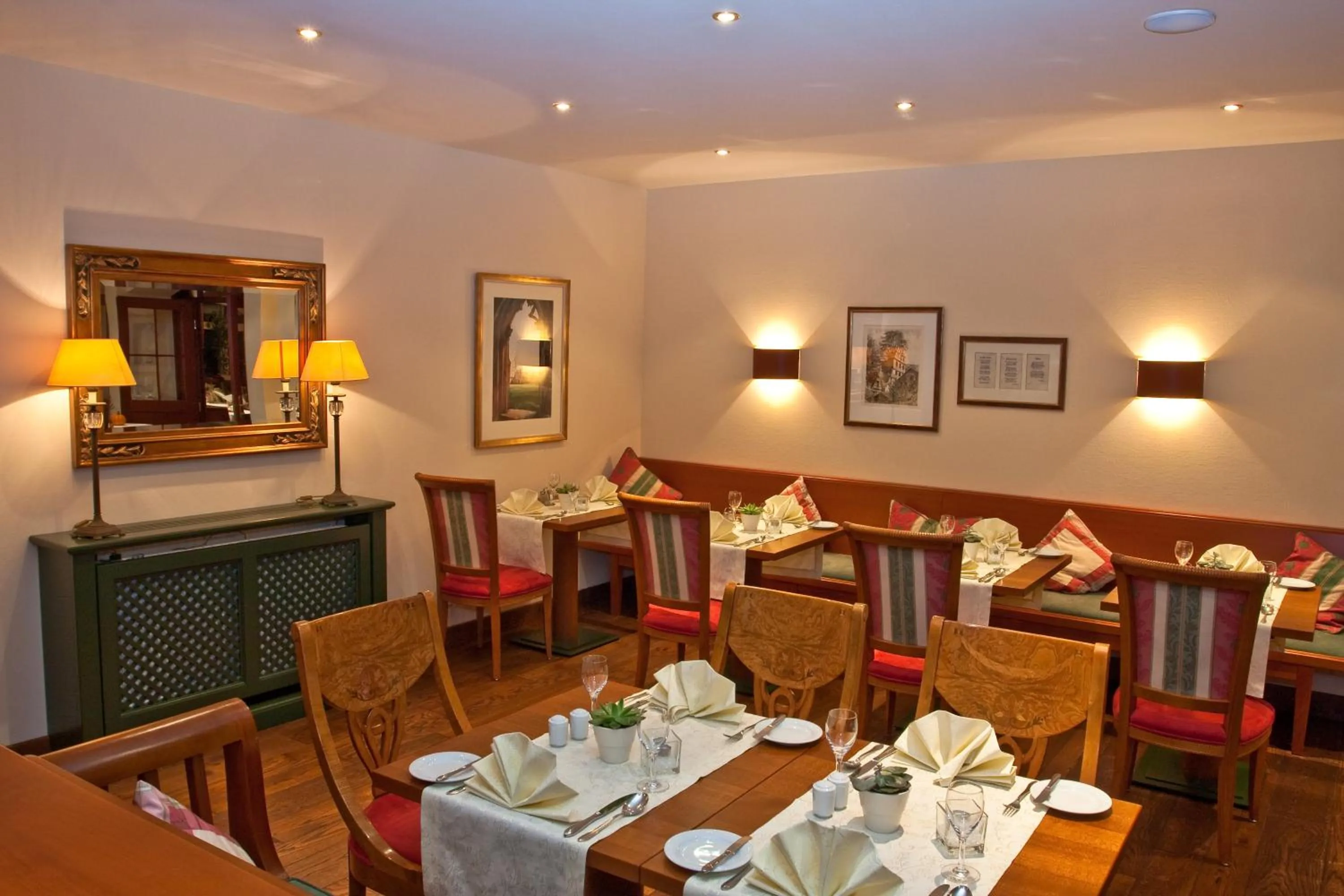 Restaurant/places to eat in Hotel Kloster Hirsau