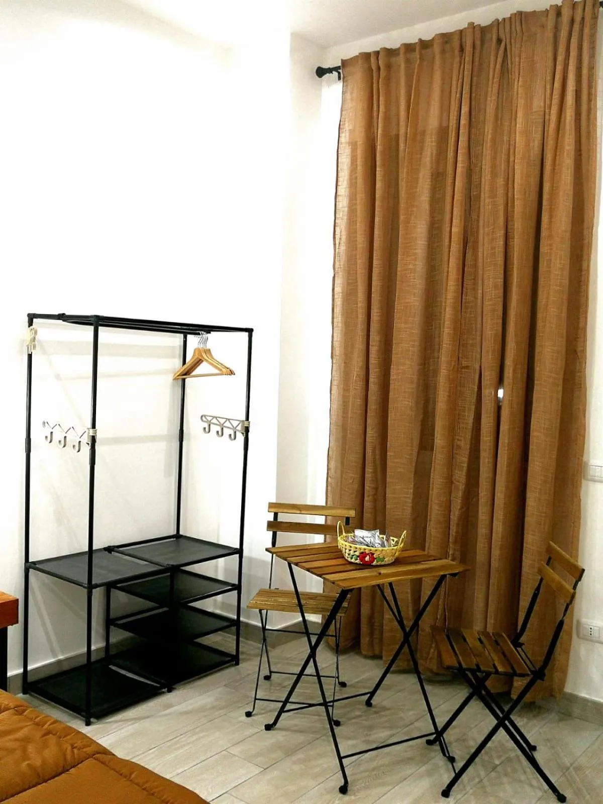 Photo of the whole room, Bed in Lombardi Luxury Home