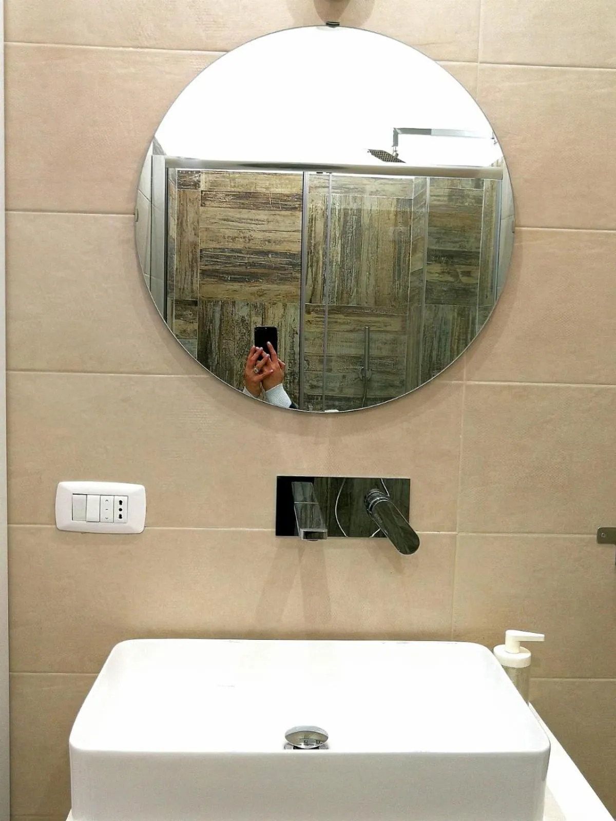 Bathroom in Lombardi Luxury Home