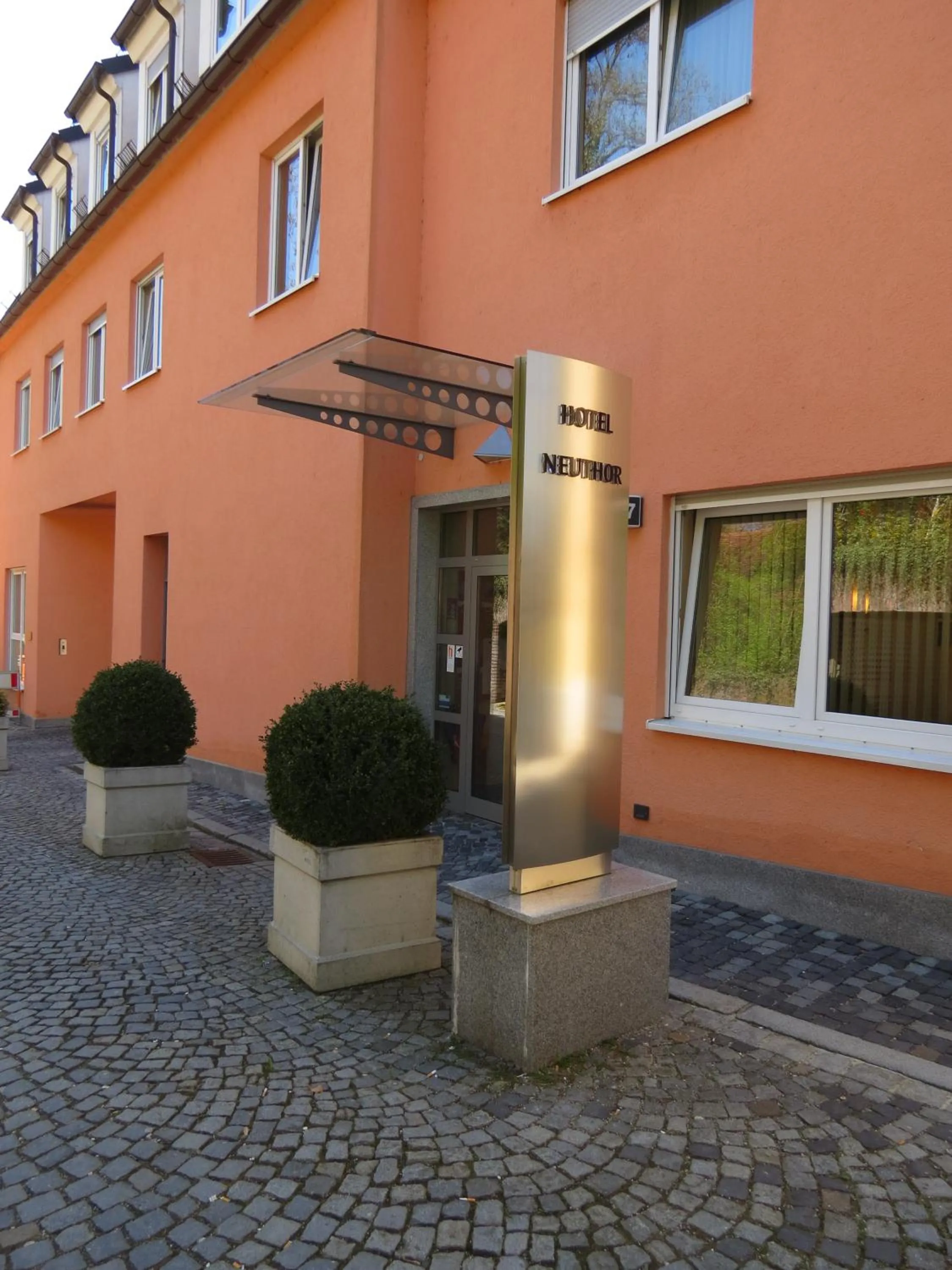 Property building in Hotel Neuthor