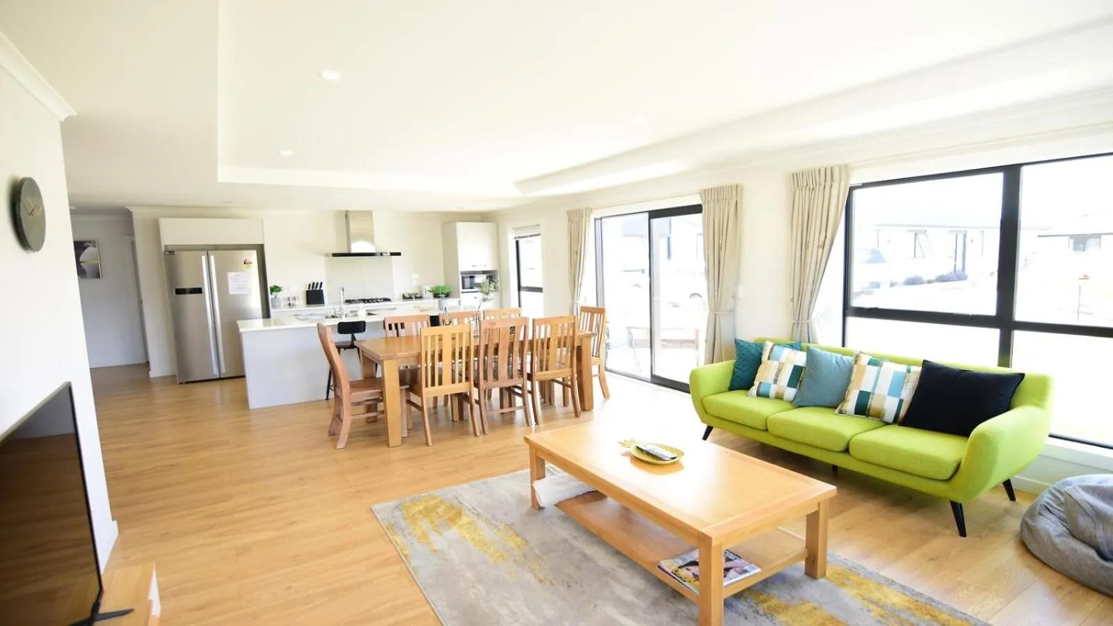 Living room in Alpine Star