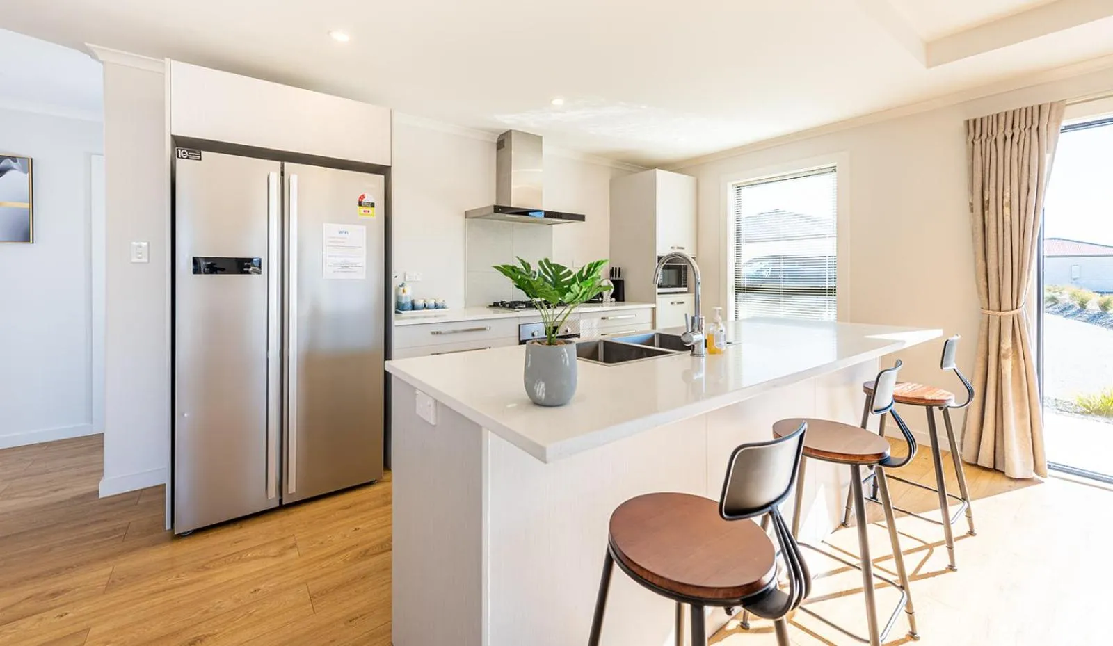 Kitchen or kitchenette in Alpine Star