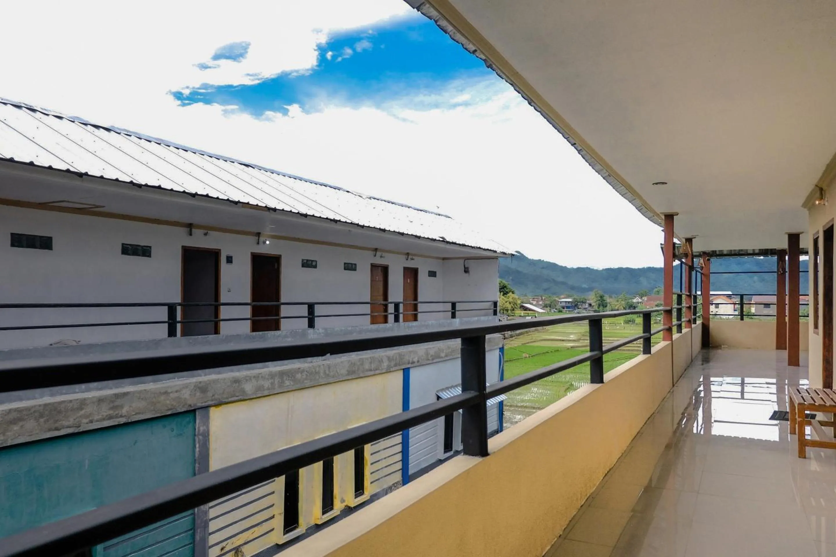 Balcony/Terrace in OYO Life 2966 Hotel Atriaz