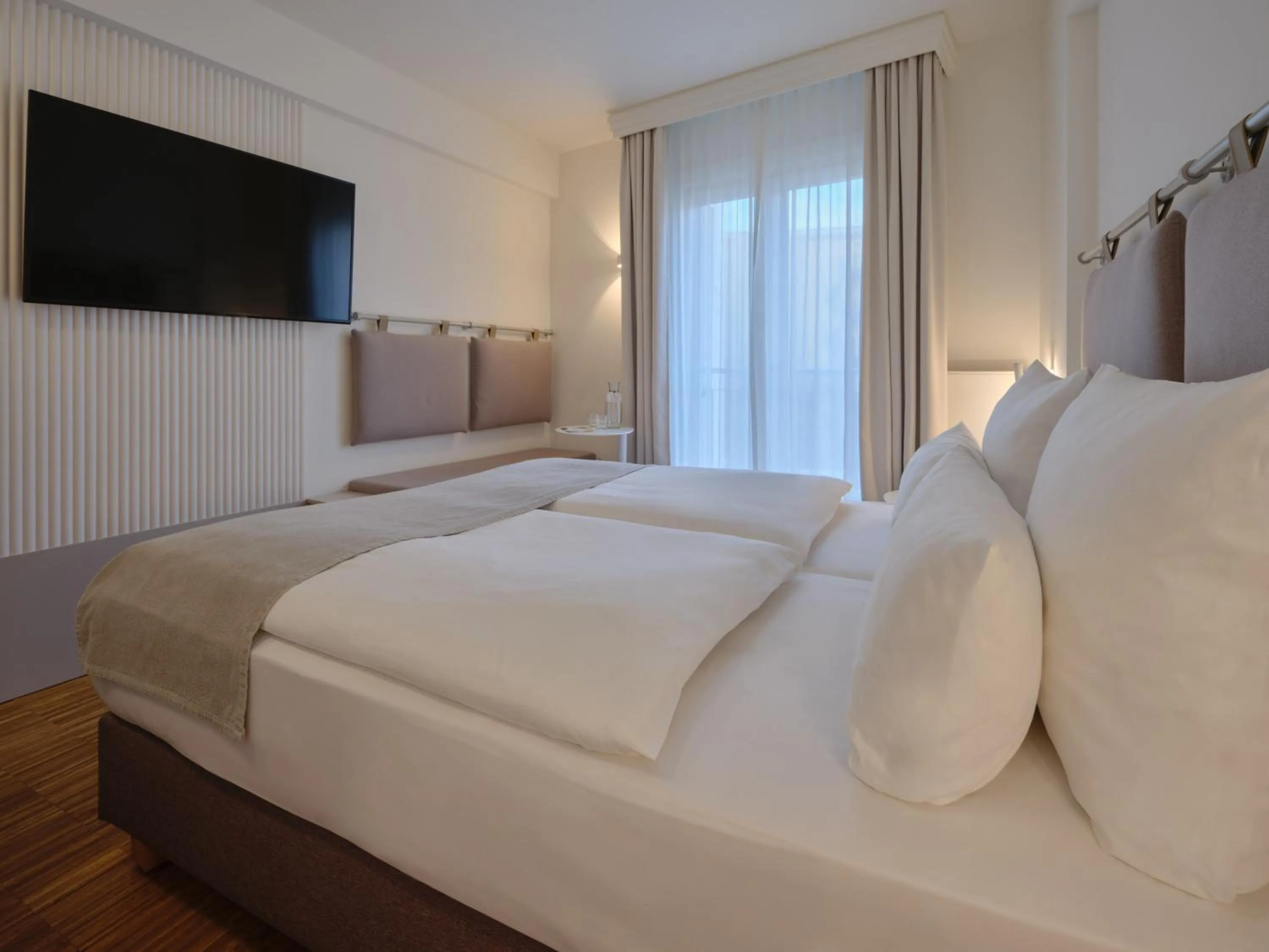 Bed in Classik Hotel Hackescher Markt - Self Check In