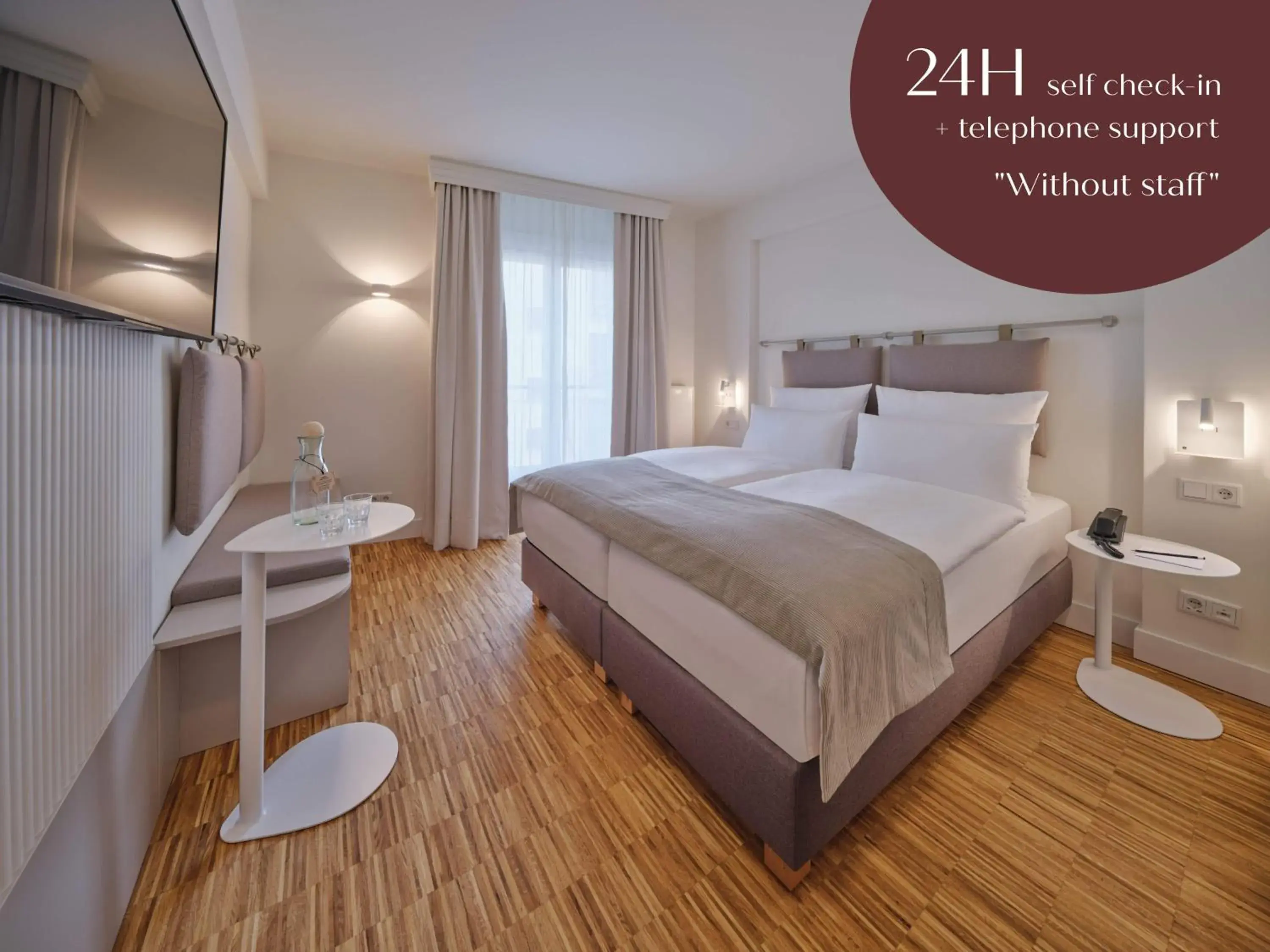 Photo of the whole room, Bed in Classik Hotel Hackescher Markt - Self Check In Photo of the whole room, Bed in Classik Hotel Hackescher Markt - Self Check In