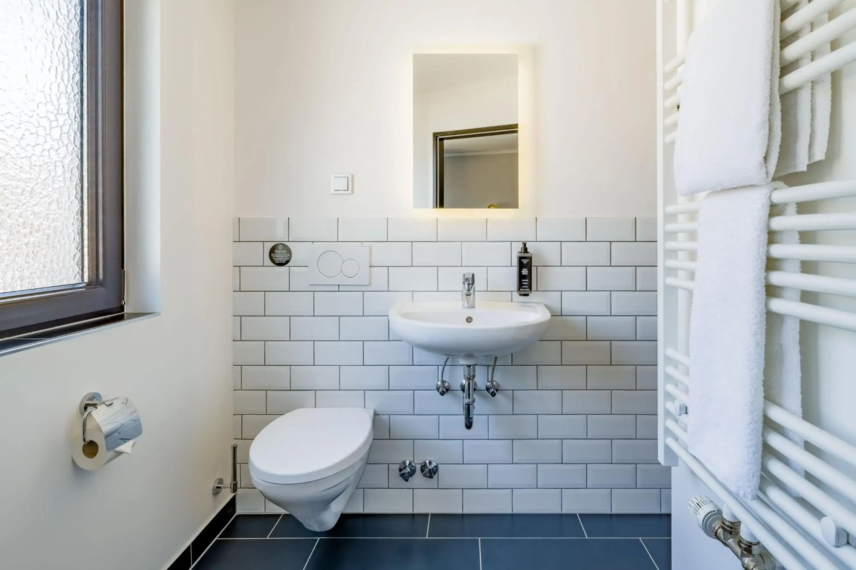 Shower in rugs HOTEL Köln Shower in rugs HOTEL Köln