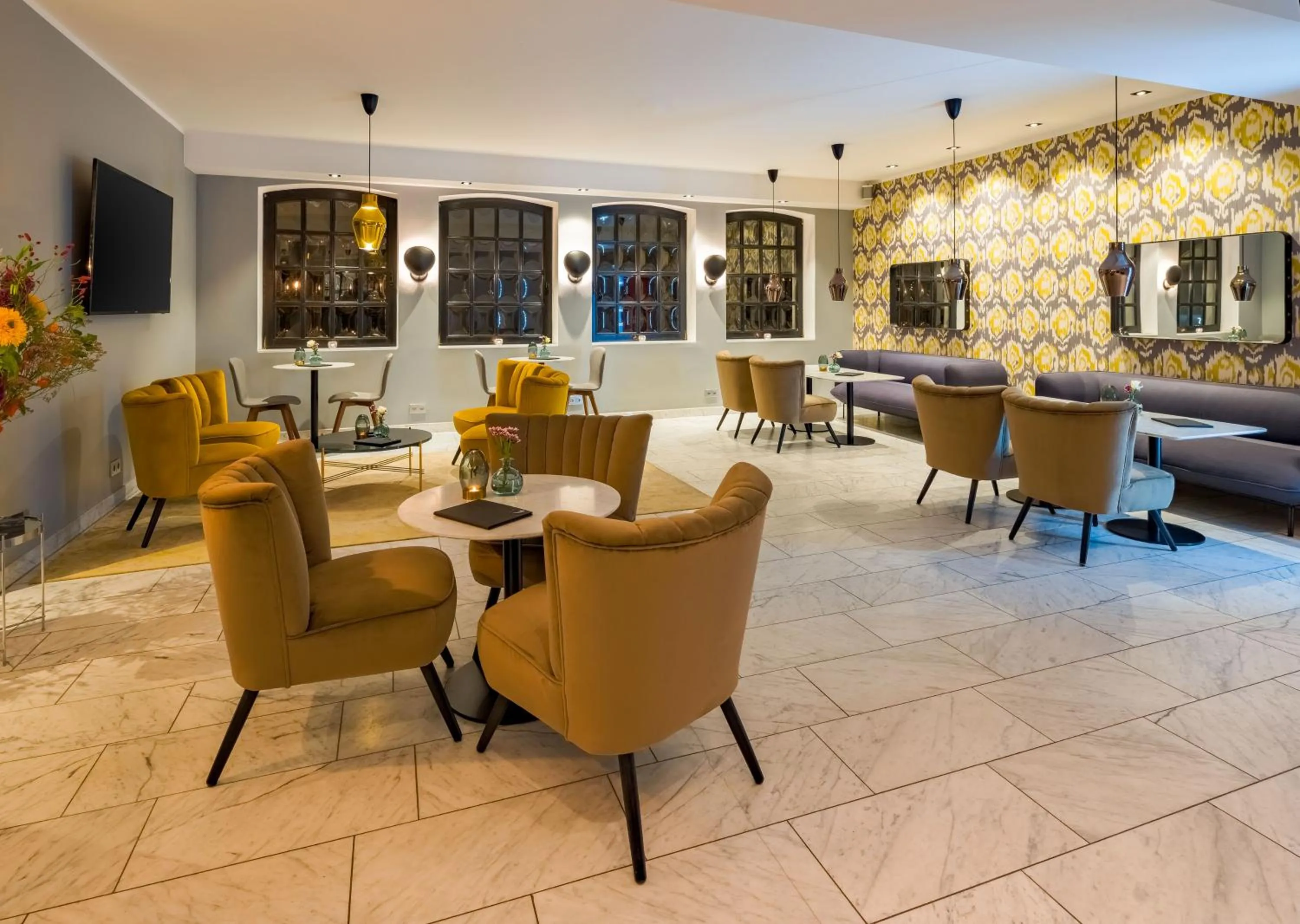 Lobby or reception in rugs HOTEL Köln