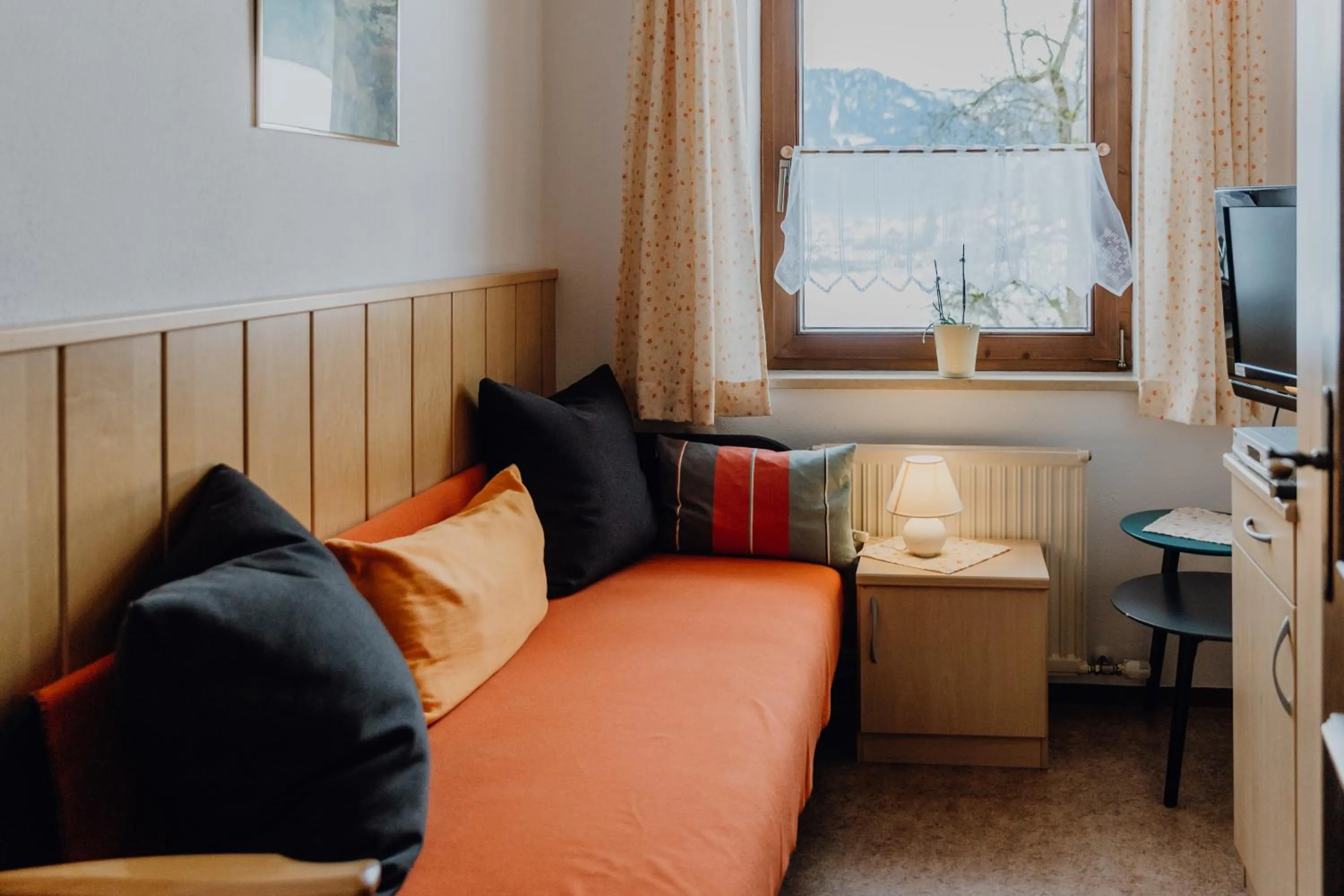 Communal lounge/ TV room in Ferienwohnung Inge Gapp
