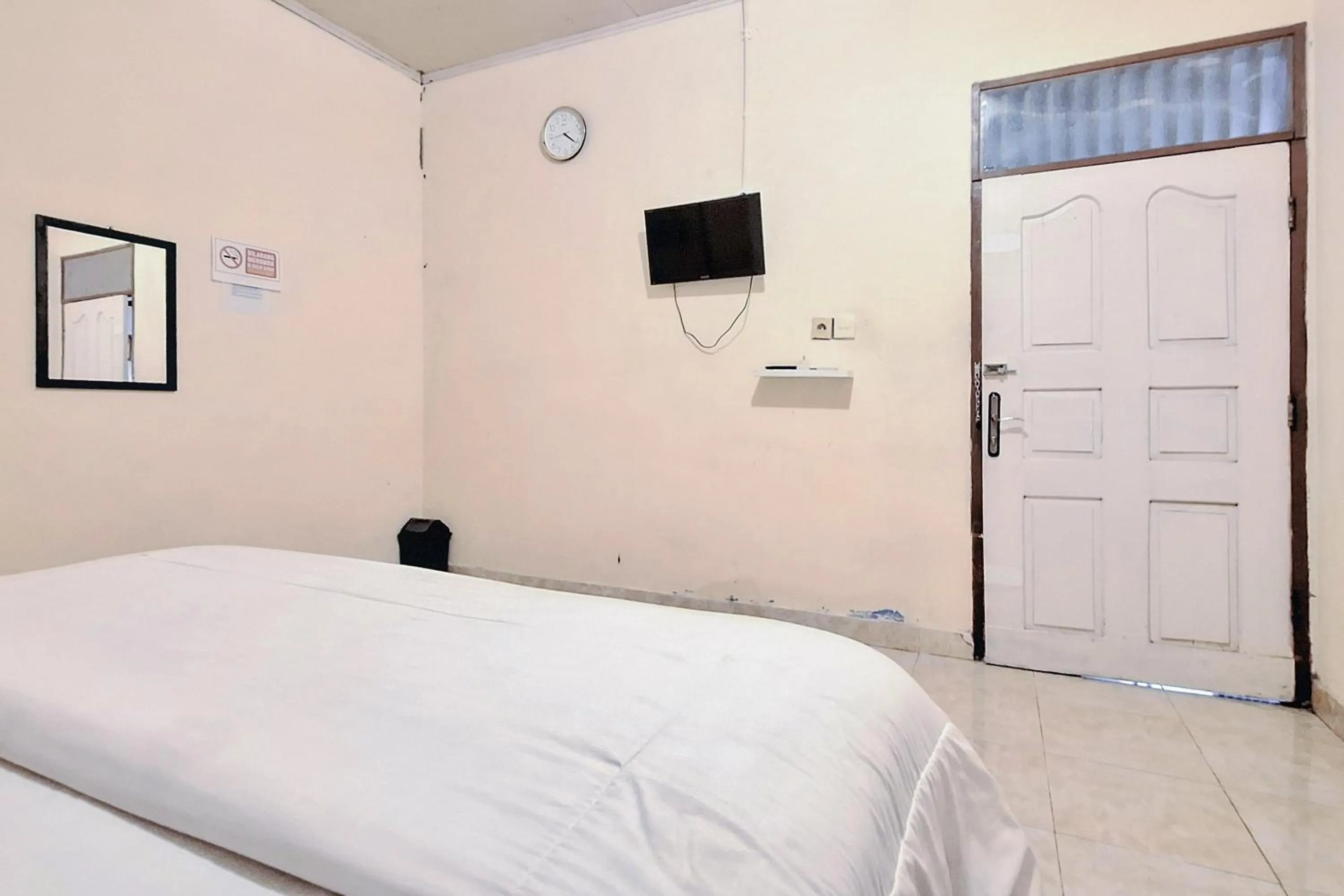 Bed in Handira Homestay Syariah Padang RedPartner