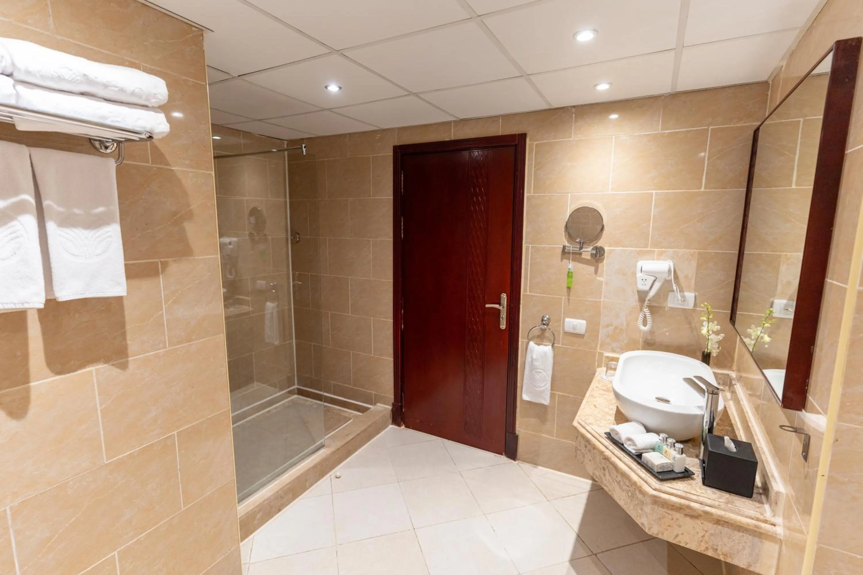 Sea Beach Edge By Rotana