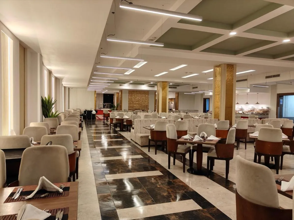 Restaurant/places to eat in Sea Beach Aqua Park Resort