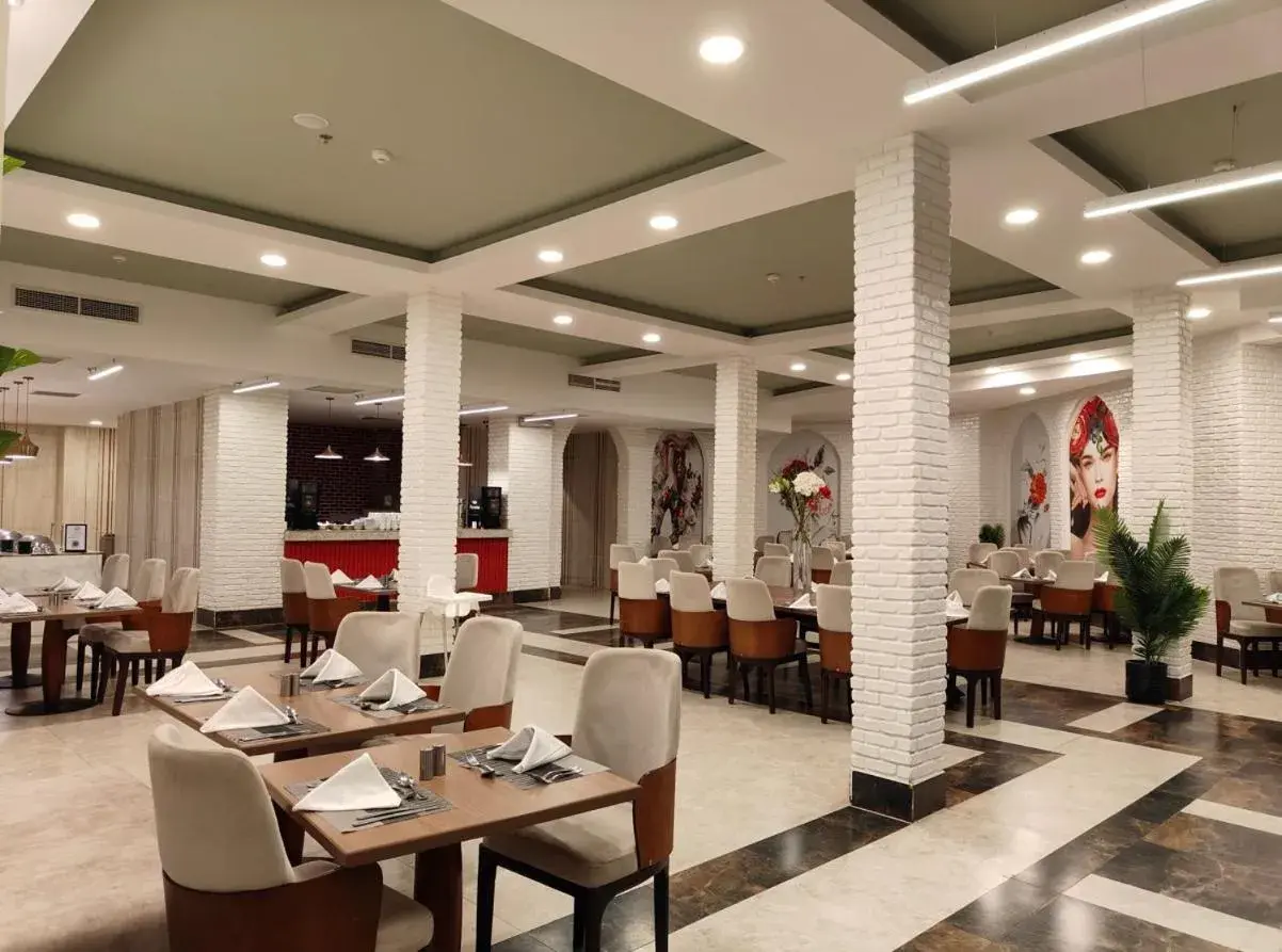Restaurant/places to eat in Sea Beach Edge By Rotana Restaurant/places to eat in Sea Beach Edge By Rotana