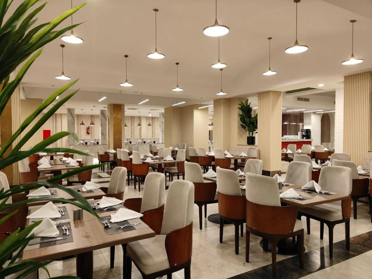 Restaurant/places to eat in Sea Beach Aqua Park Resort