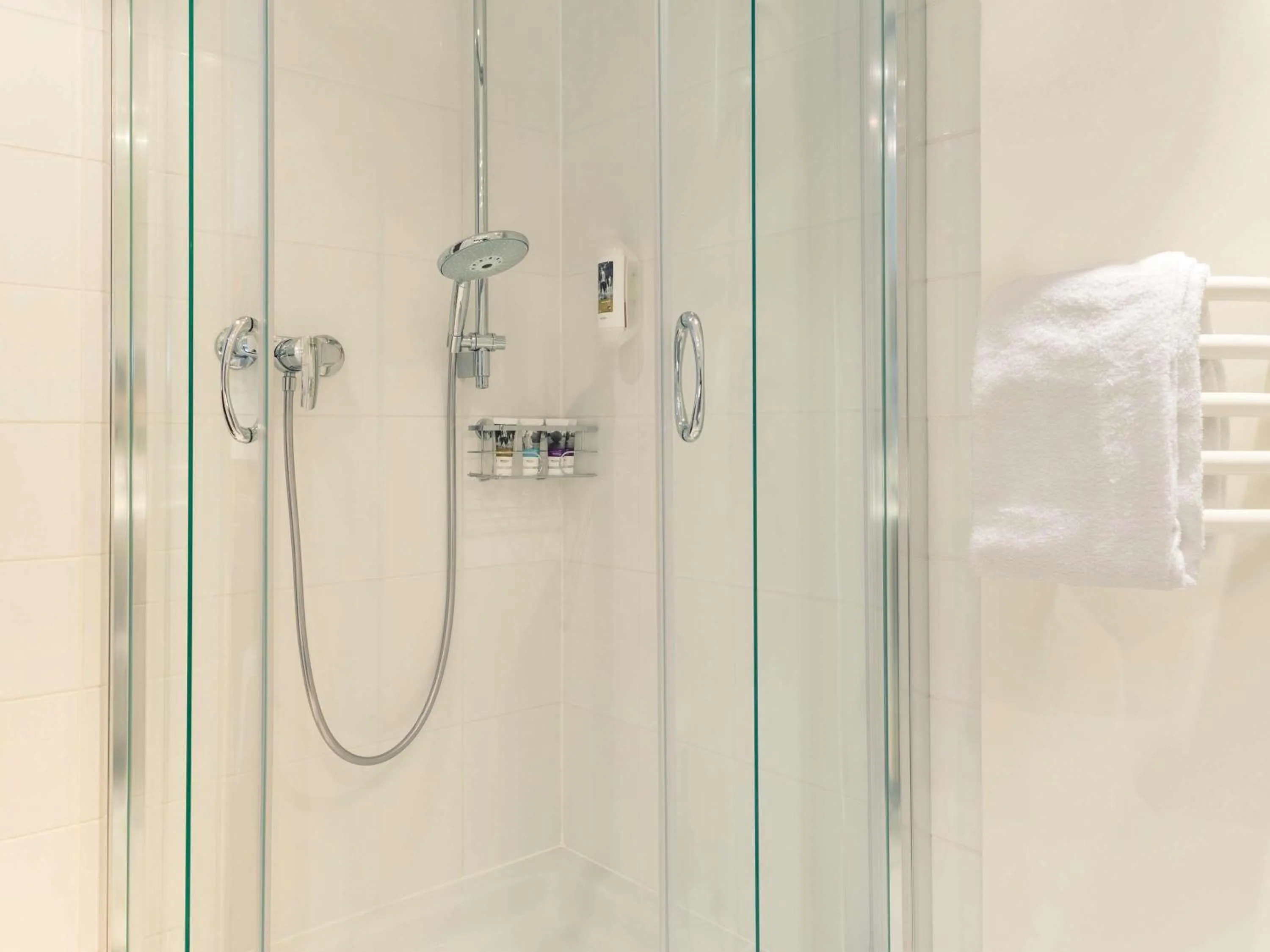 Bedroom in Mercure Hotel Bad Oeynhausen City