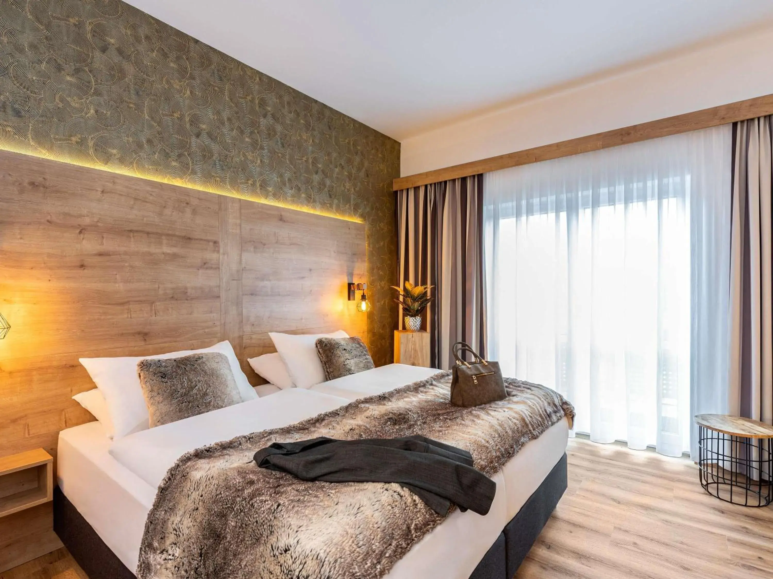 Bedroom, Bed in Mercure Hotel Bad Oeynhausen City Bedroom, Bed in Mercure Hotel Bad Oeynhausen City