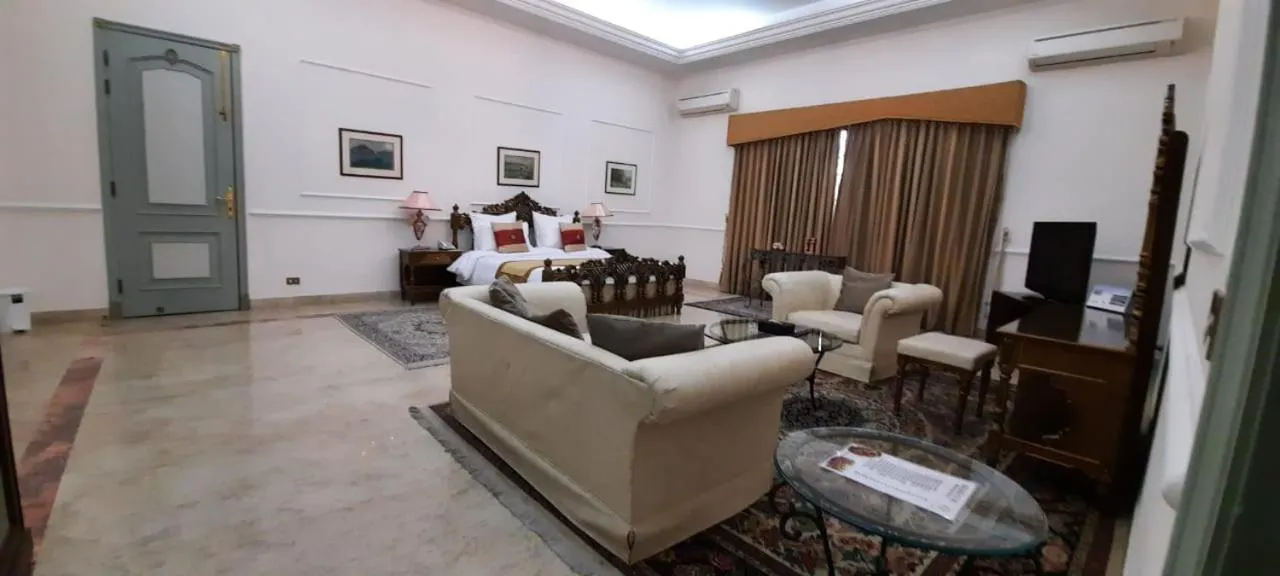 Etihad Club by Faletti's Hotel