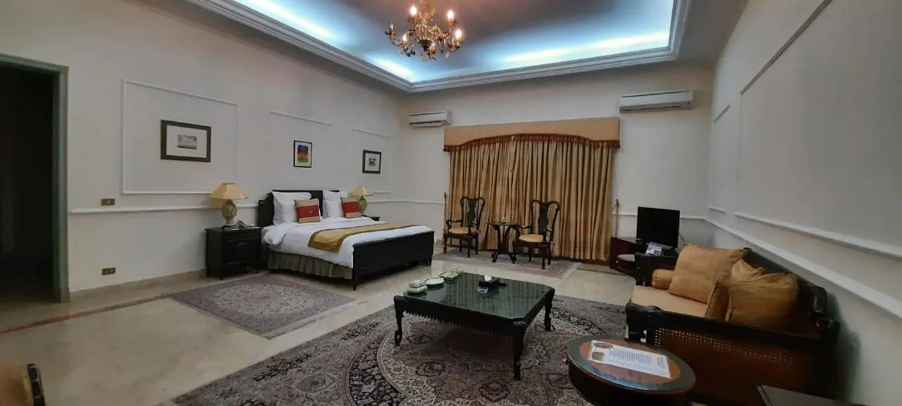 Bed in Etihad Club by Faletti's Hotel