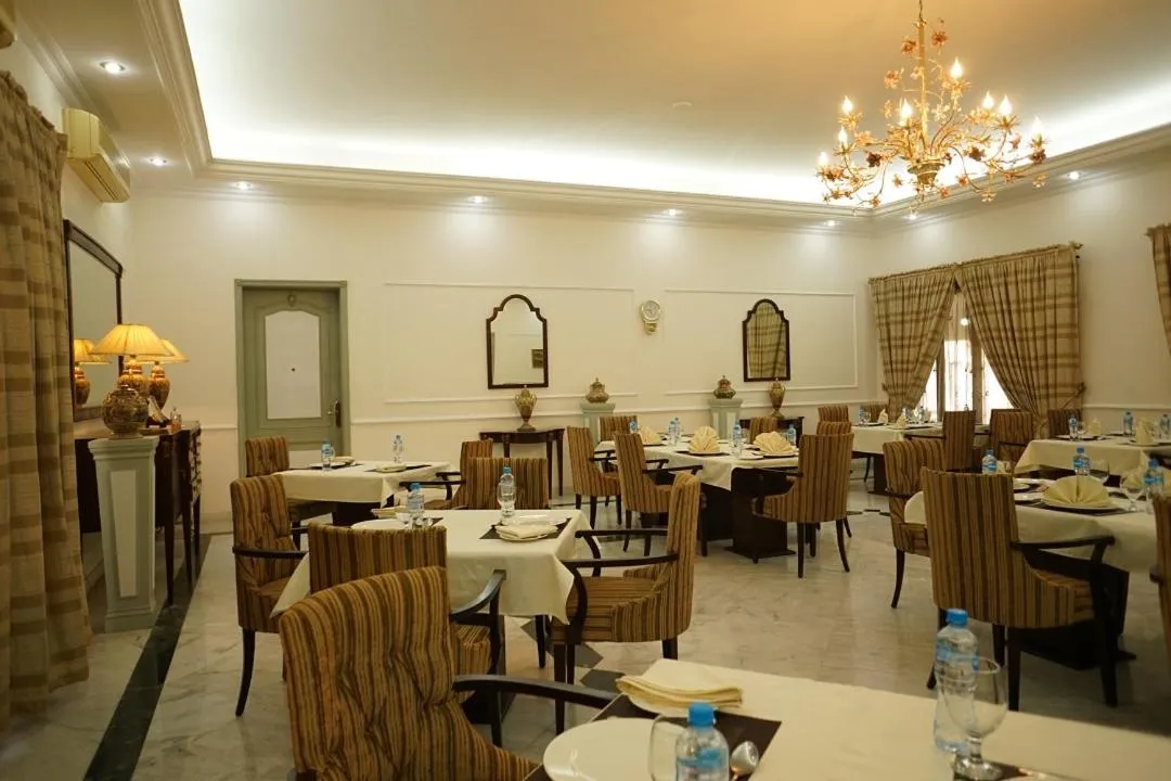 Restaurant/places to eat in Etihad Club by Faletti's Hotel