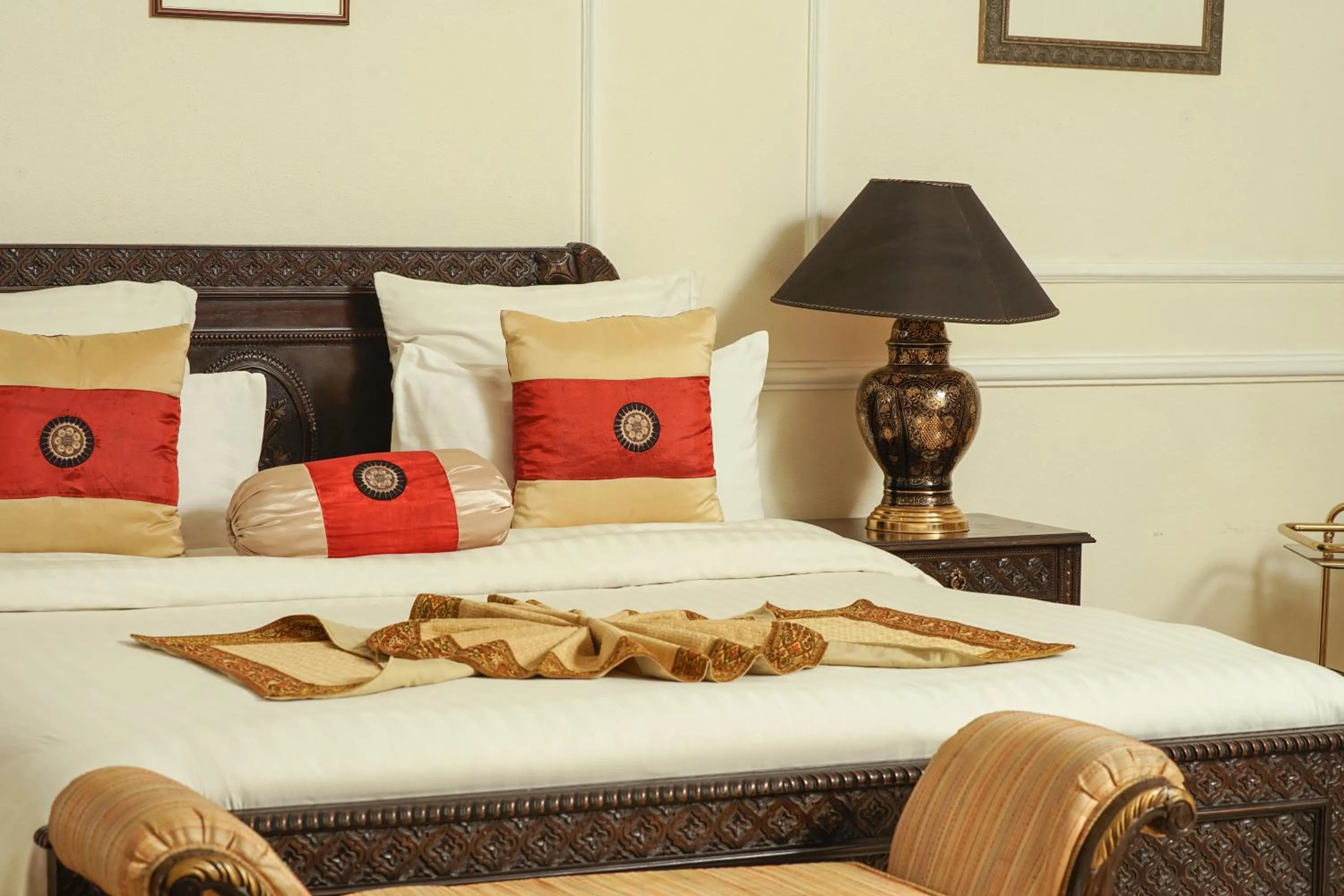 Bed in Etihad Club by Faletti's Hotel