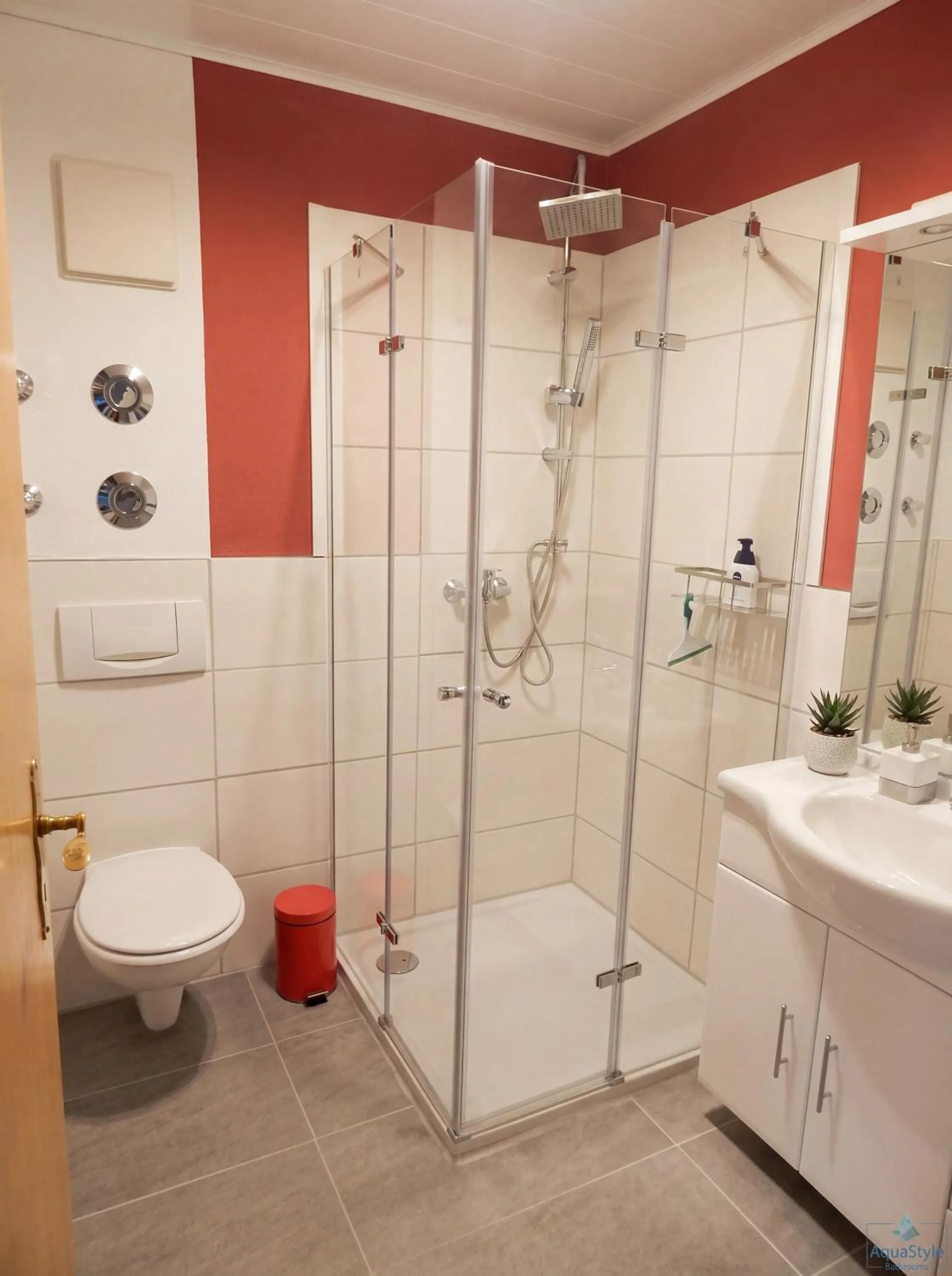 Shower in Ferienwohnungen Stark