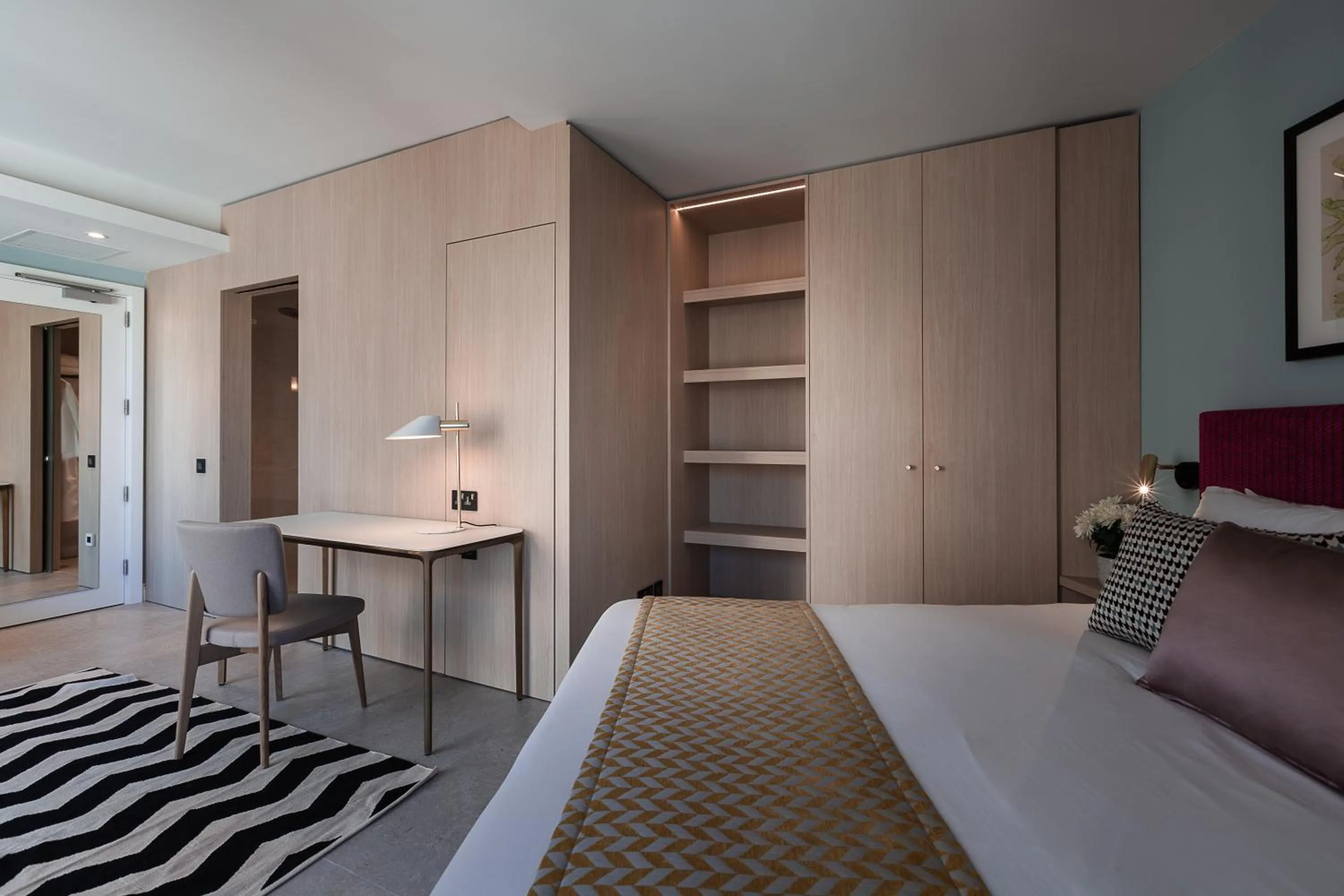 Bedroom, Bed in 123 MAINSTREET boutique hotel