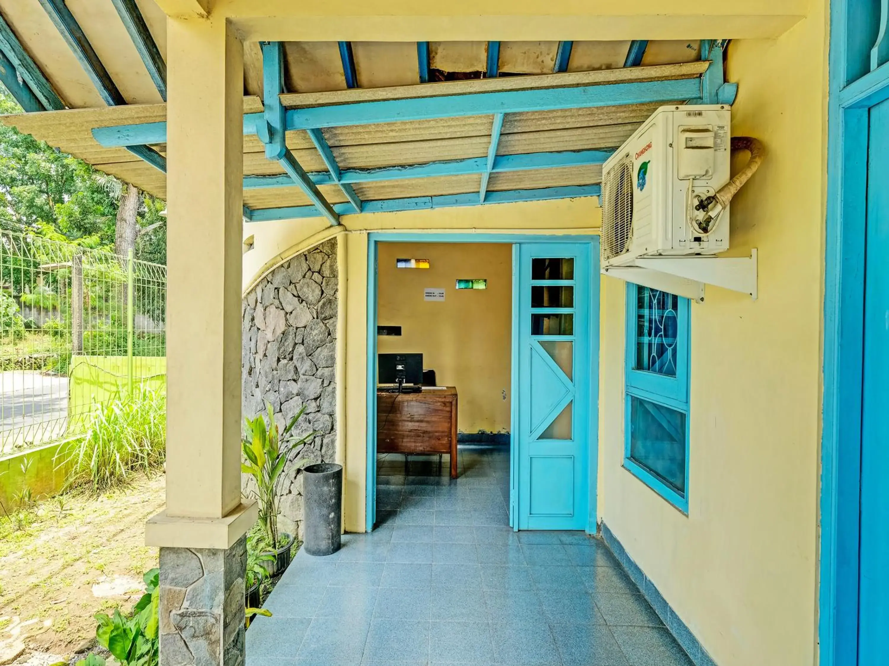Lobby or reception in Hotel O Omah Jm Lobby or reception in Hotel O Omah Jm