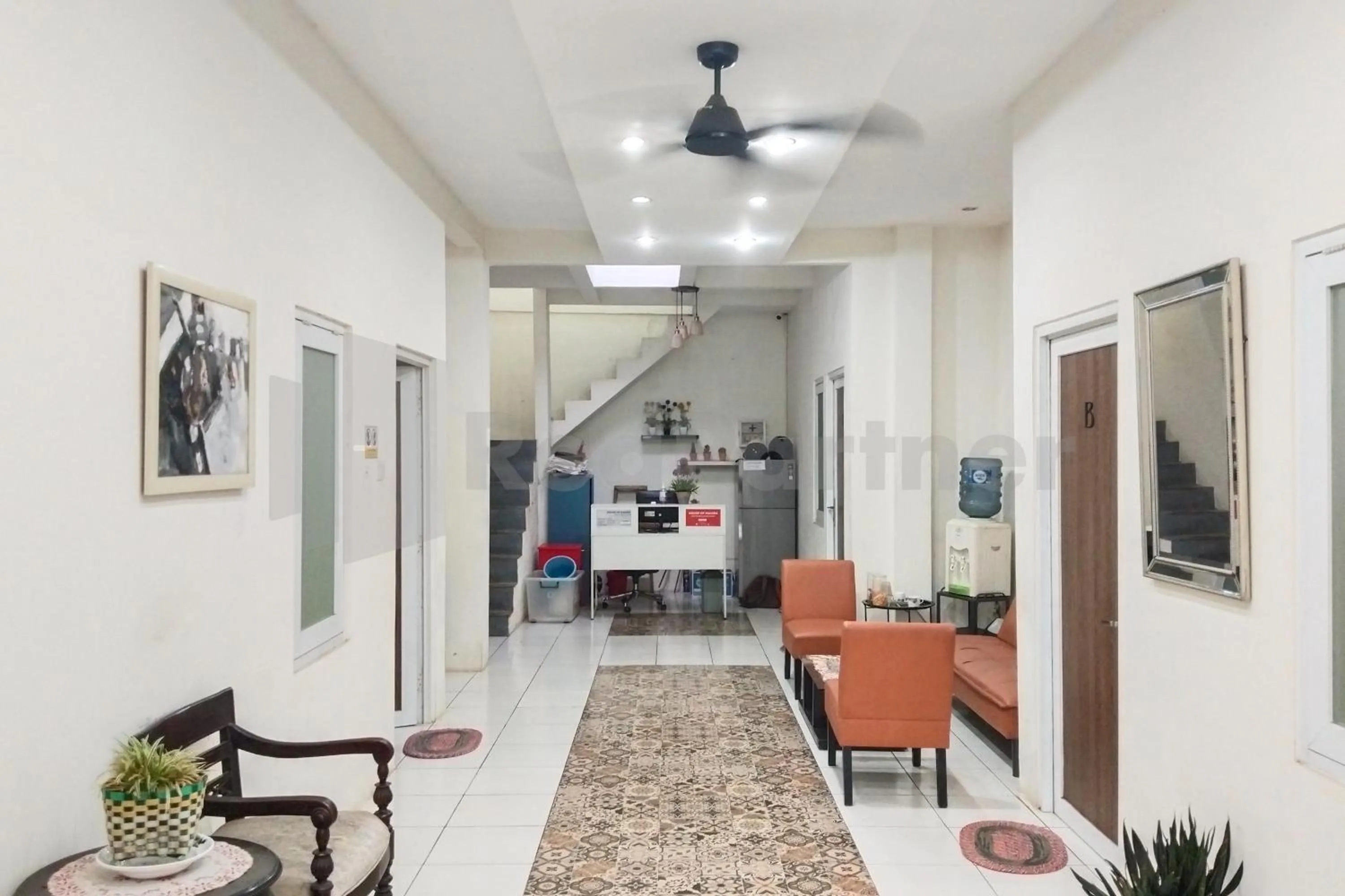 Lobby or reception in House Of Mahira Syariah Mitra RedDoorz