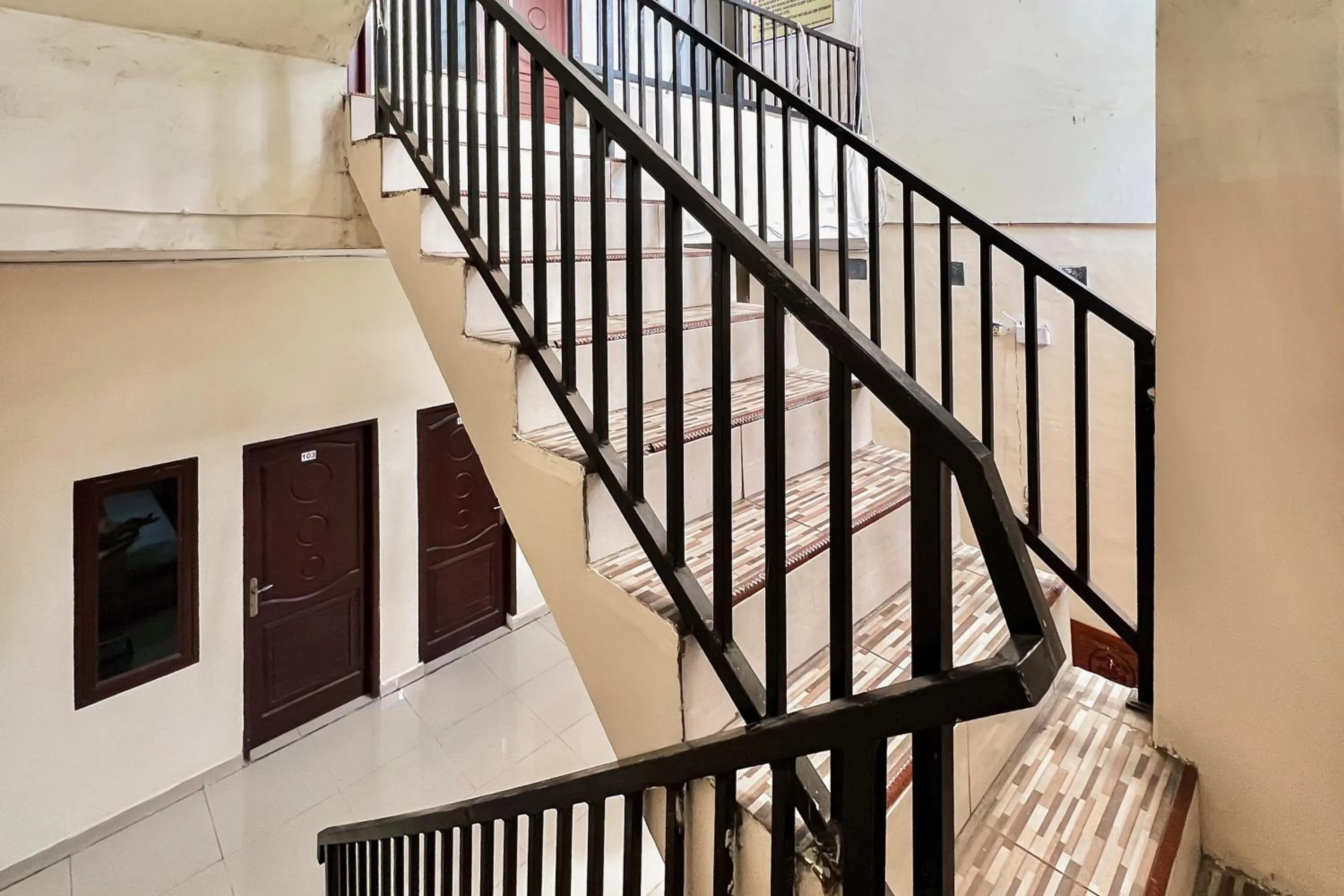 Property building in RedDoorz at Golden Gateway Medan