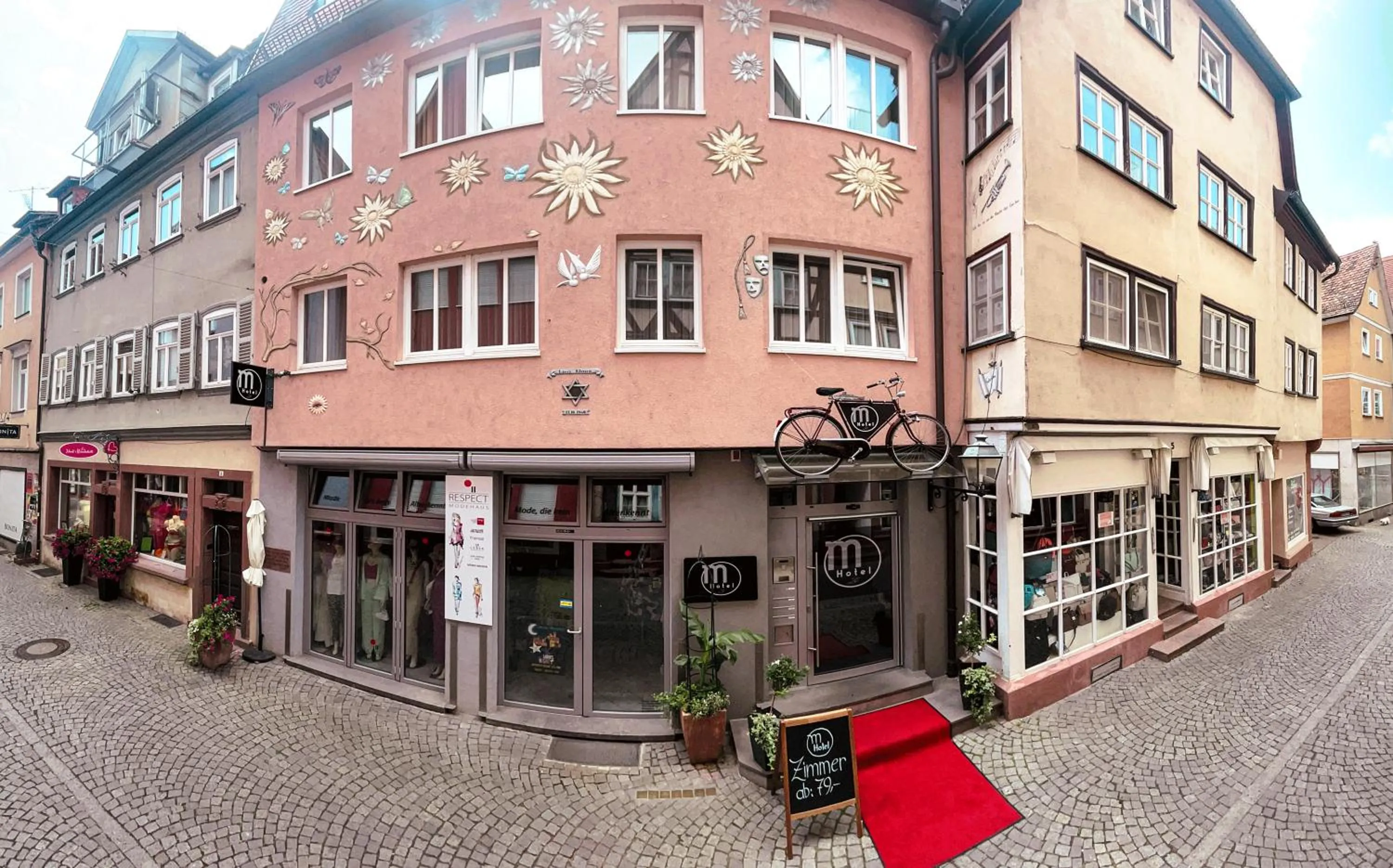 Property building in Hotel am Malerwinkel