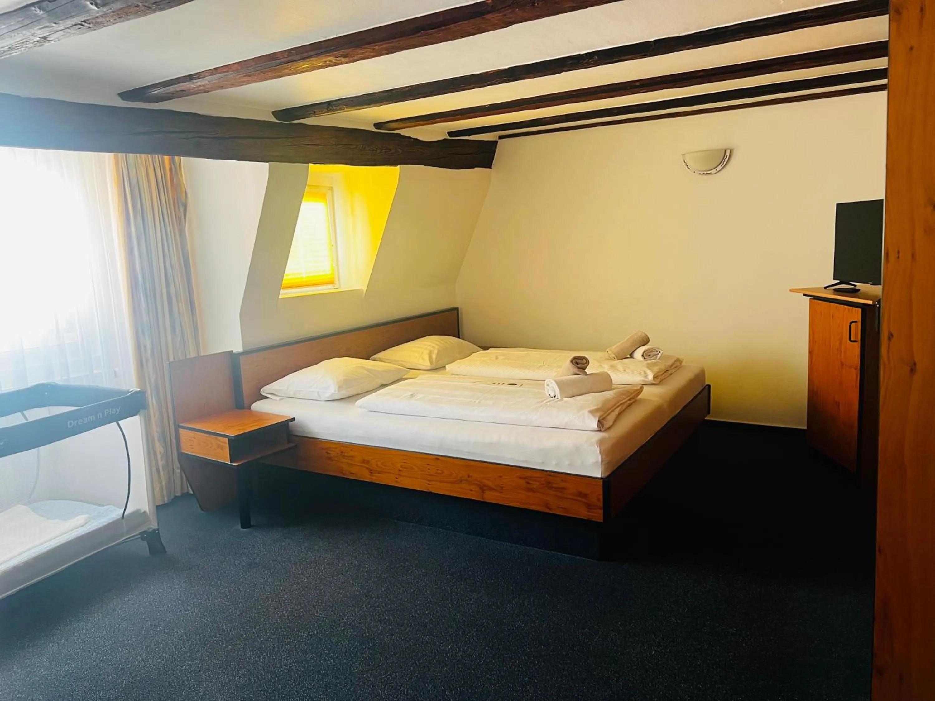 Photo of the whole room, Bed in Hotel am Malerwinkel