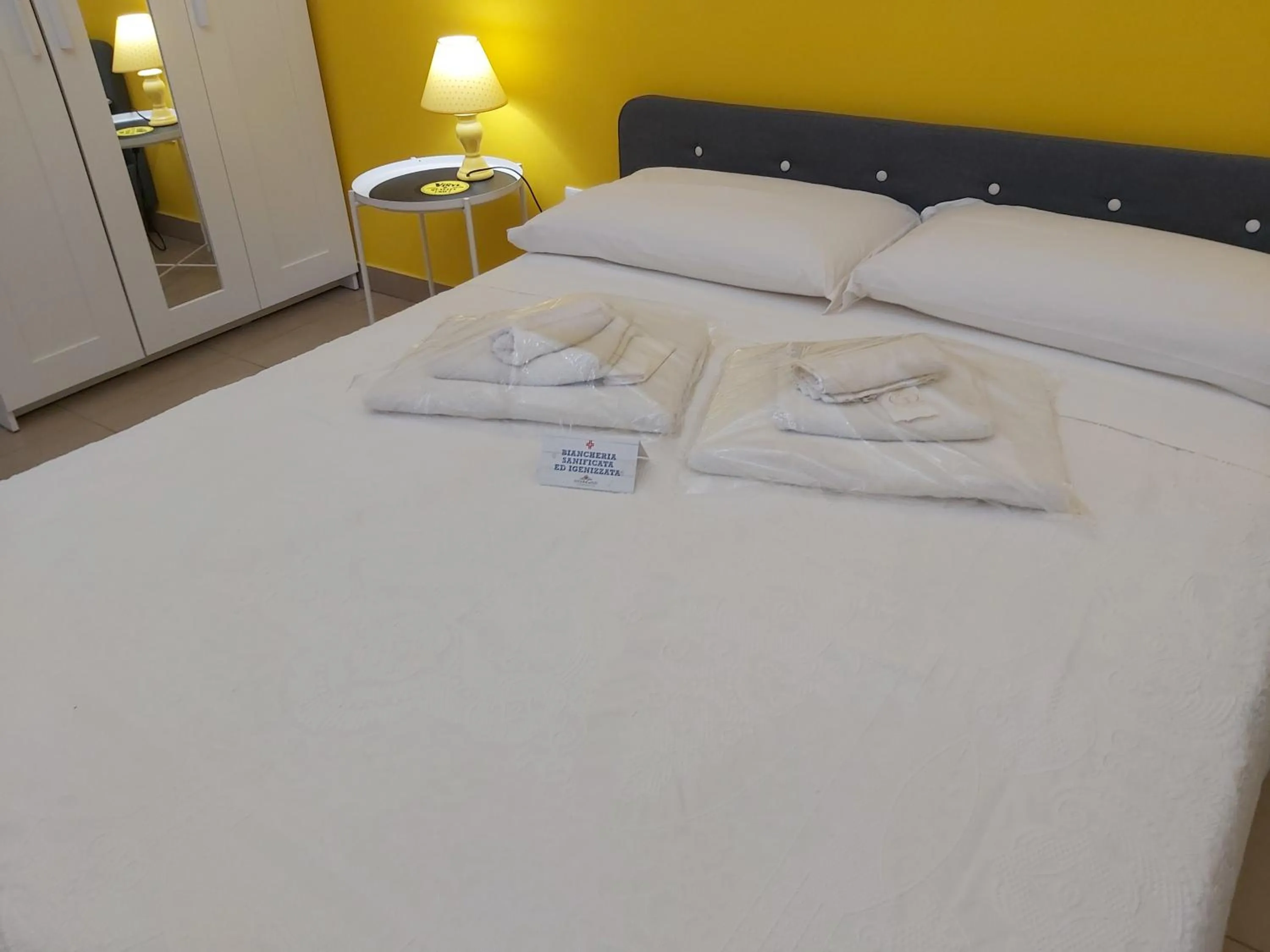 Photo of the whole room, Bed in B&b Passione del sud