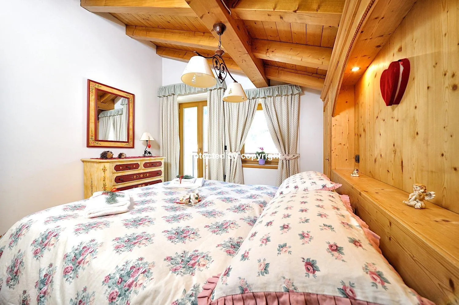 Bed in Luxury Exclusive Attic