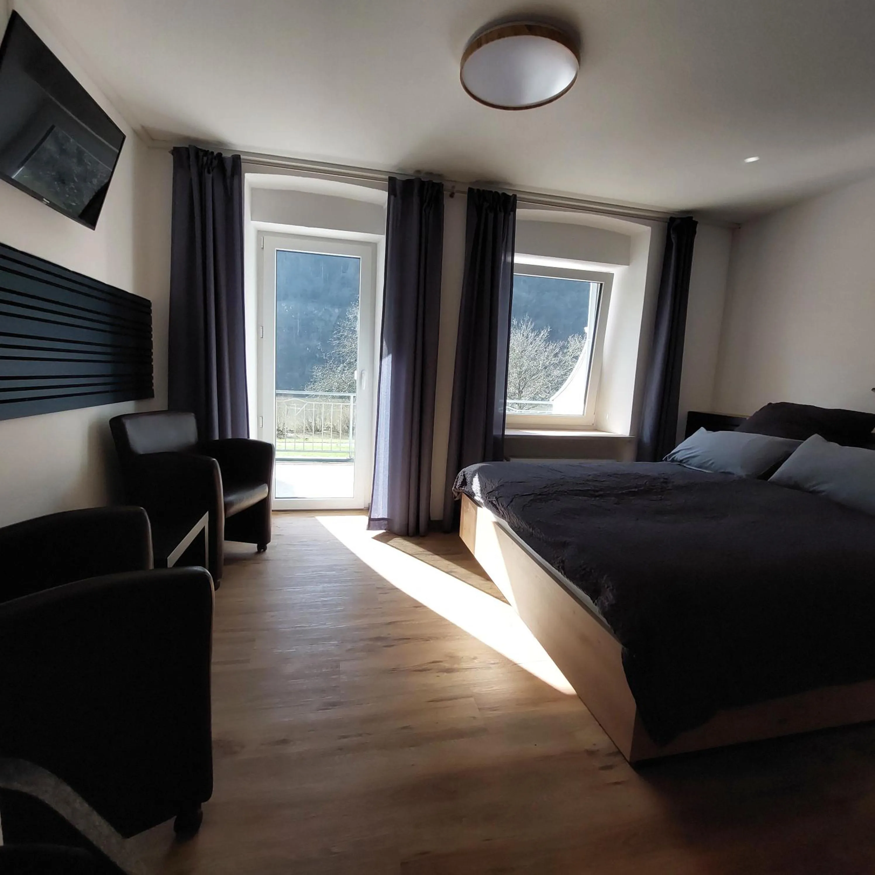 Haus Moselliebe B&B