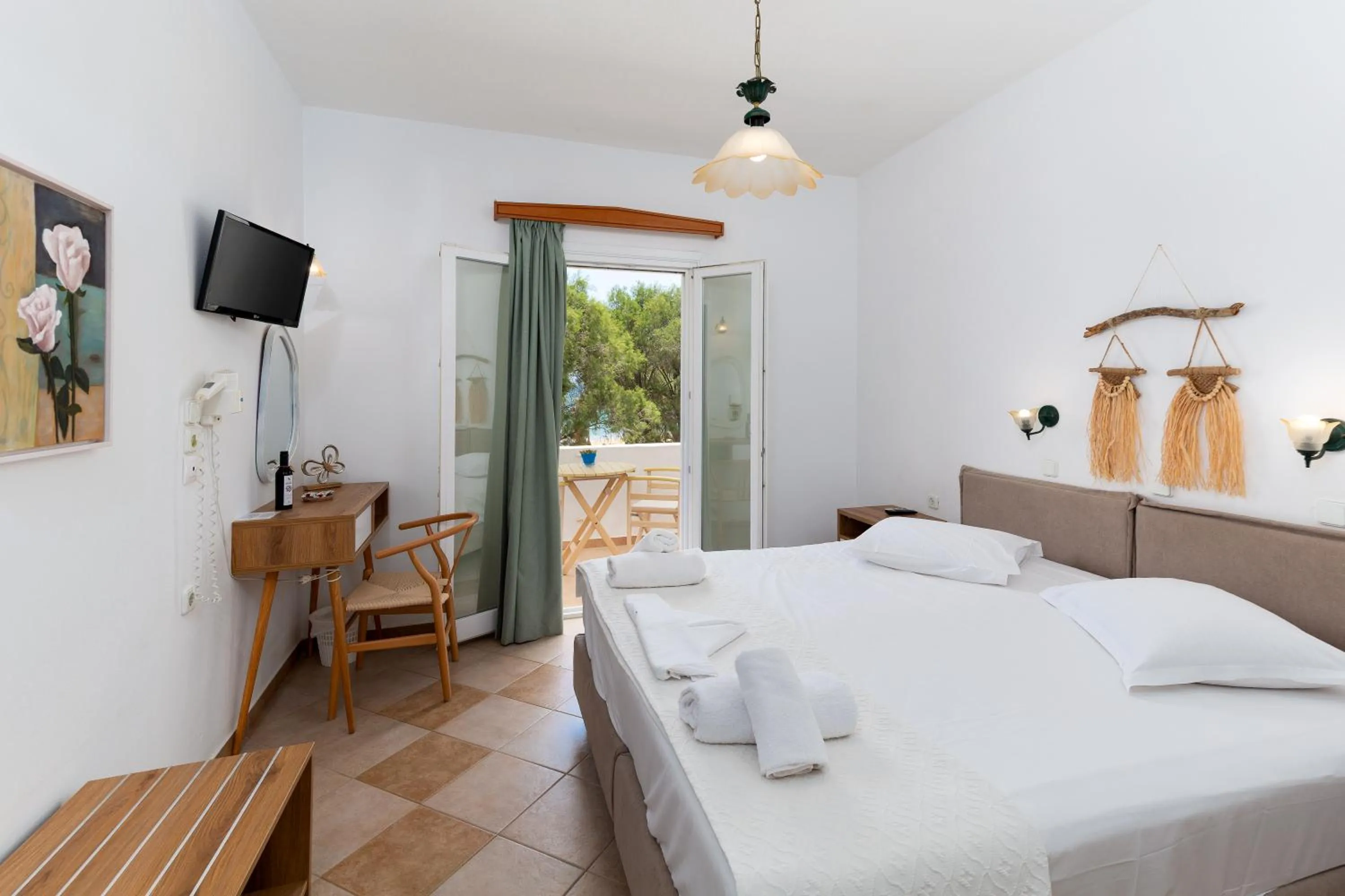 Bedroom, Bed in Akteon Hotel