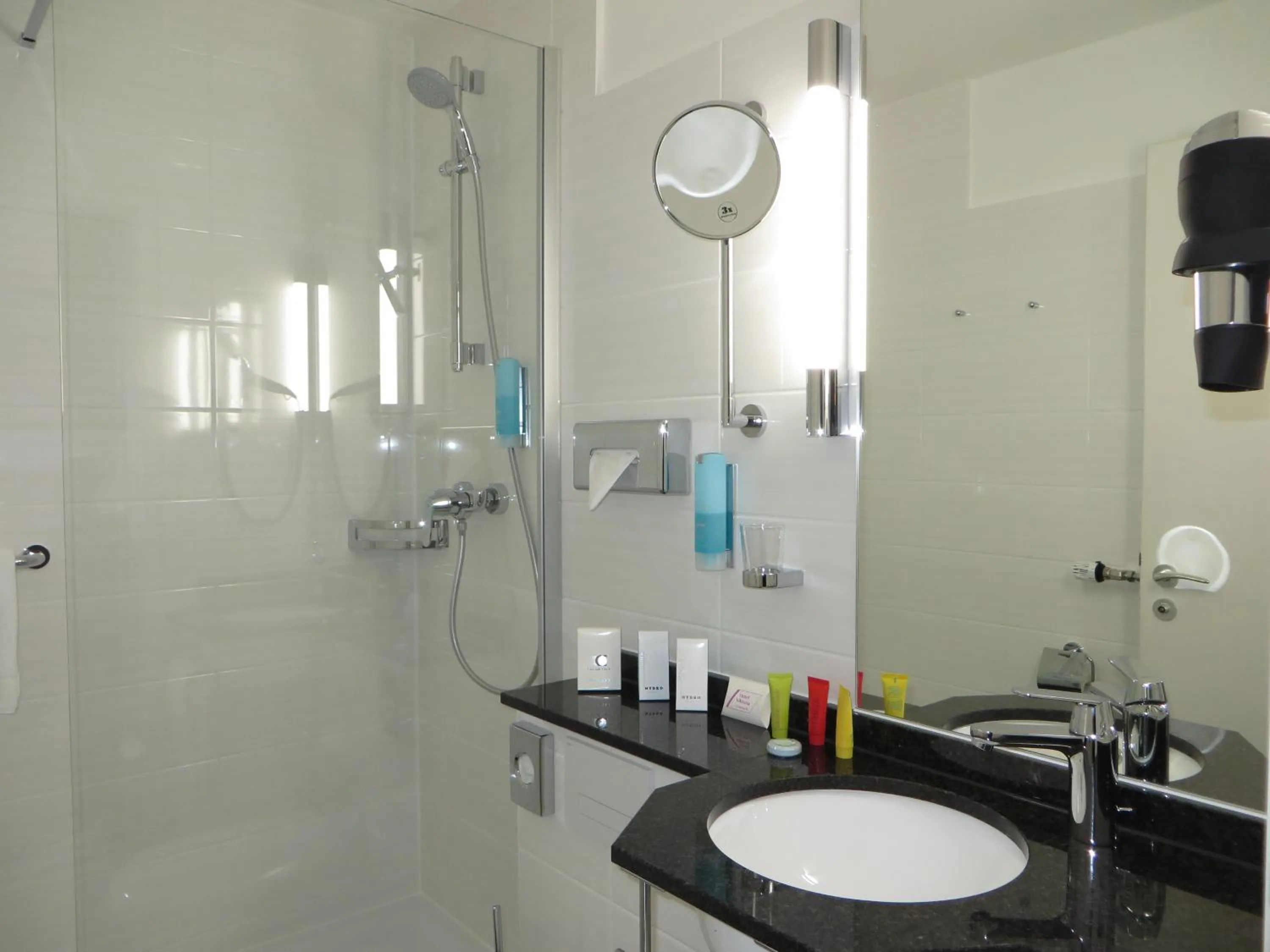 Bathroom in Concorde Hotel Viktoria