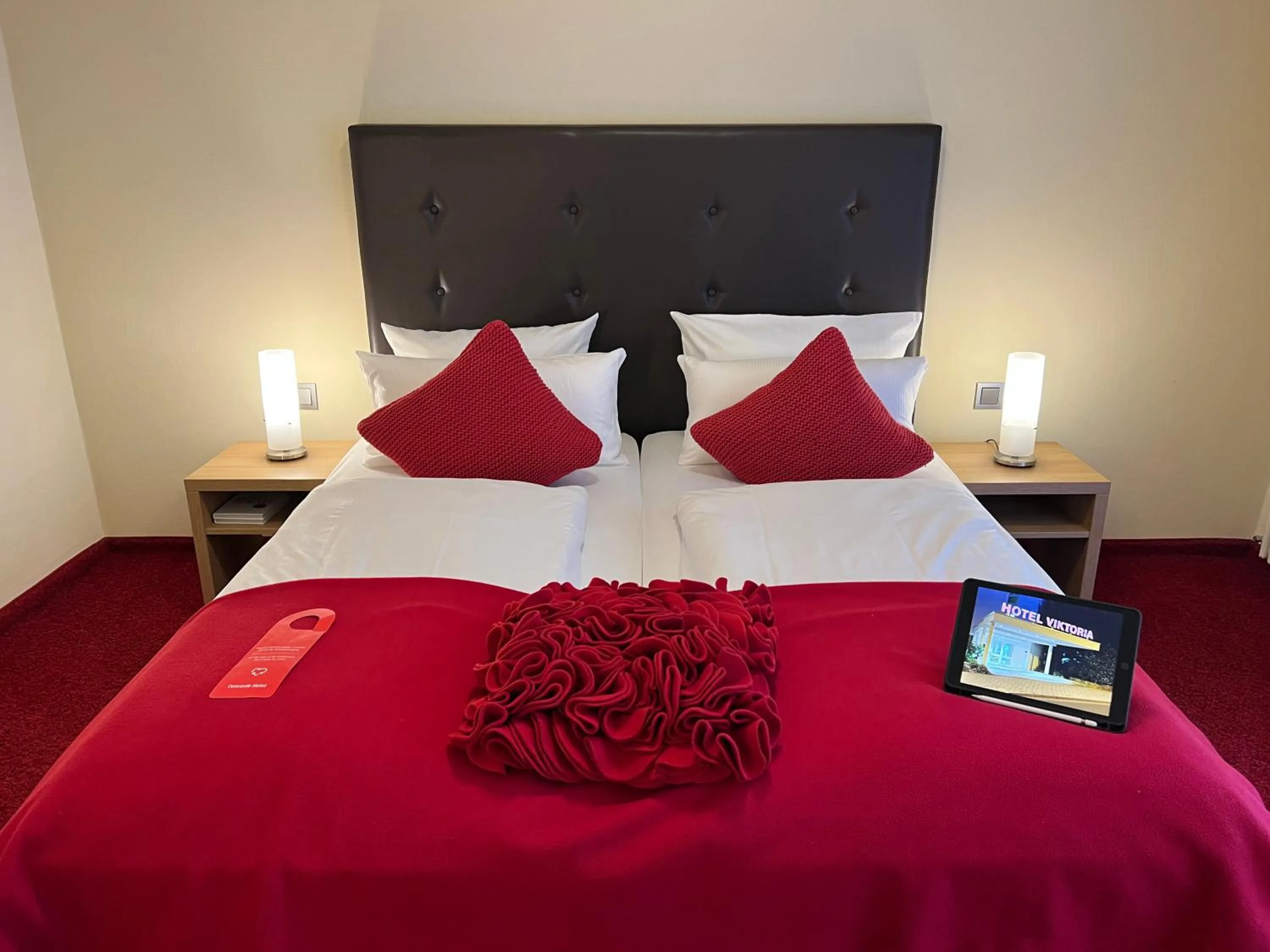 Bed in Concorde Hotel Viktoria