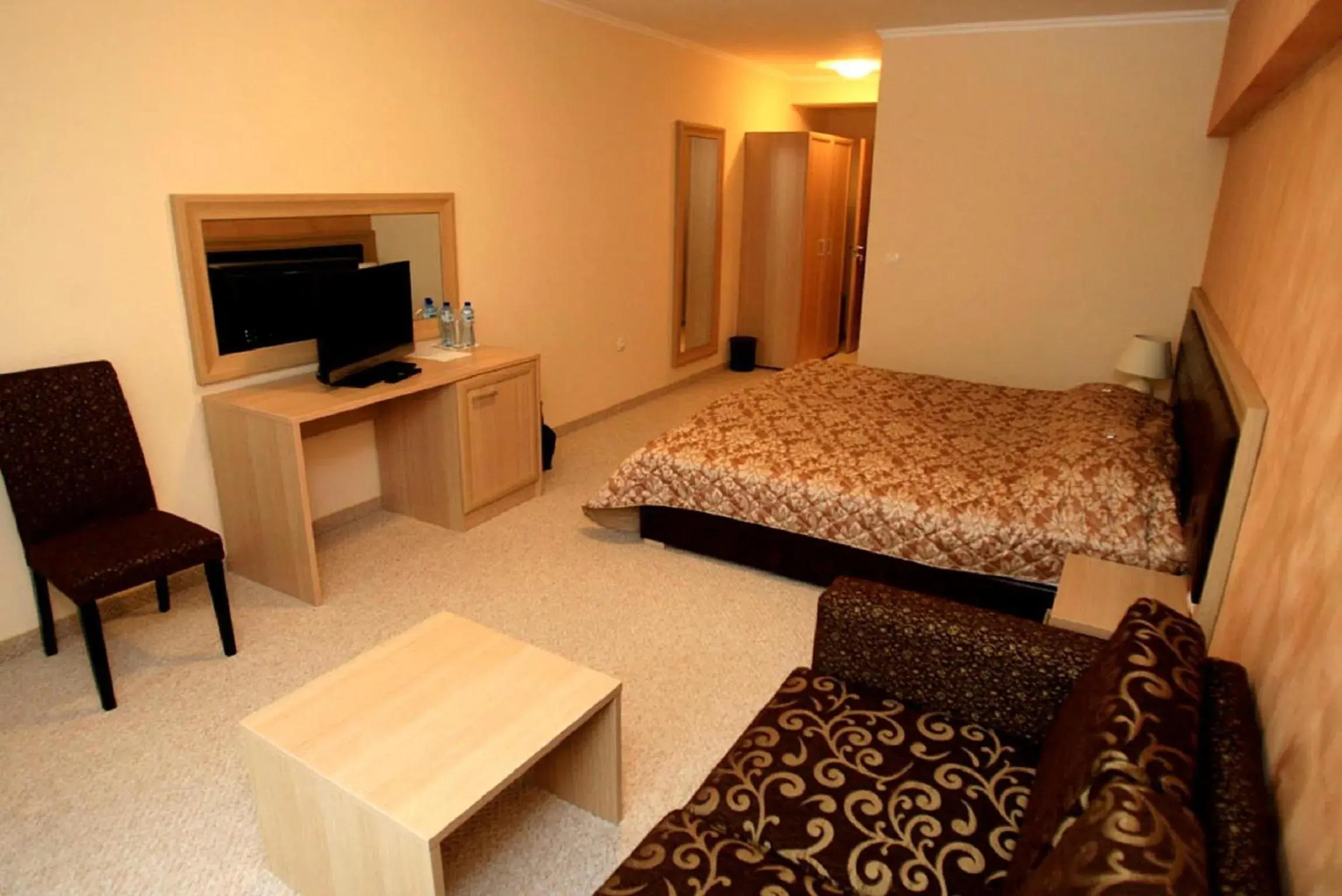 Deluxe Double or Twin Room with Balcony in Olymp Hotel Deluxe Double or Twin Room with Balcony in Olymp Hotel