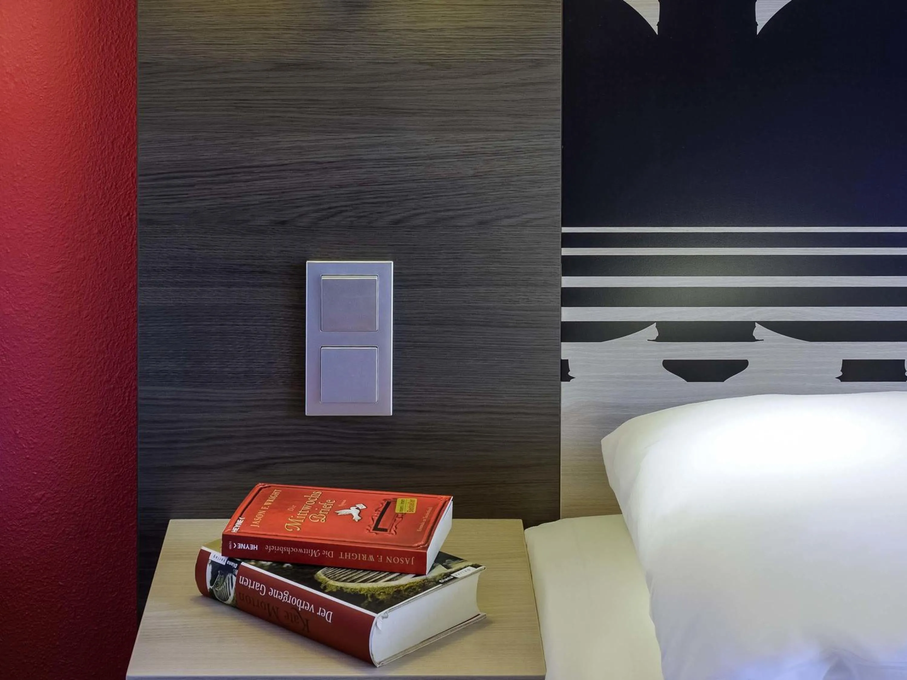 Bedroom, Bed in Mercure Hotel Würzburg am Mainufer