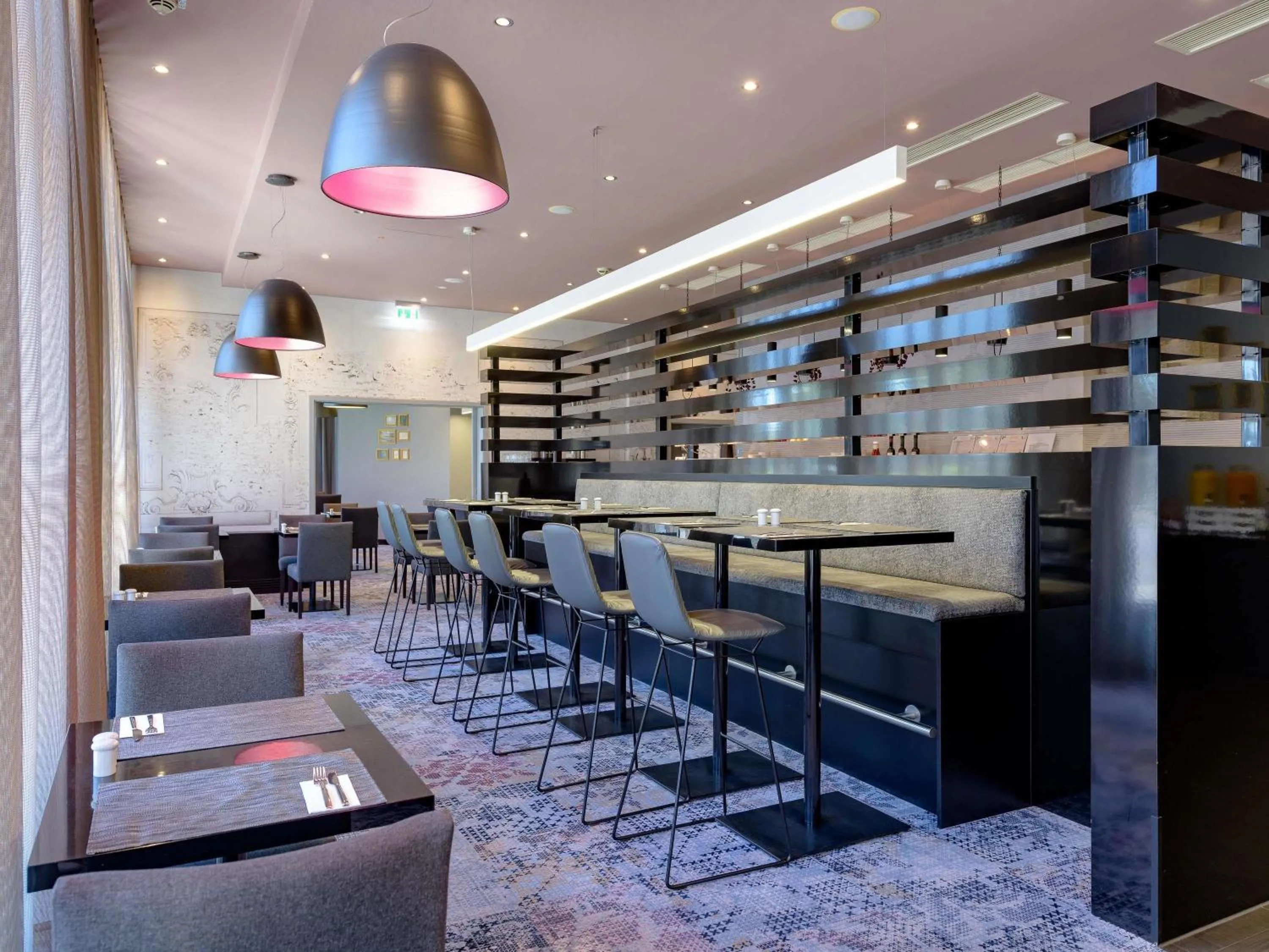 Breakfast in Mercure Hotel Würzburg am Mainufer